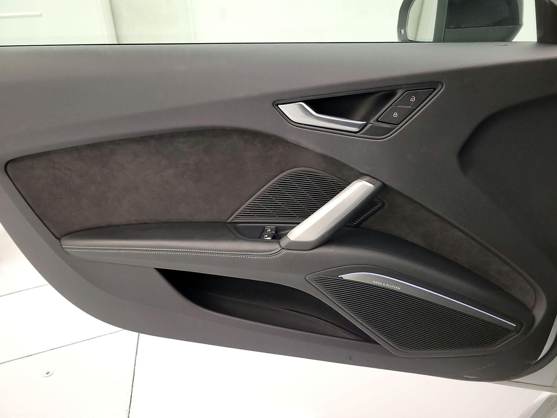 Thumbnail: 2021 Audi TT - 10