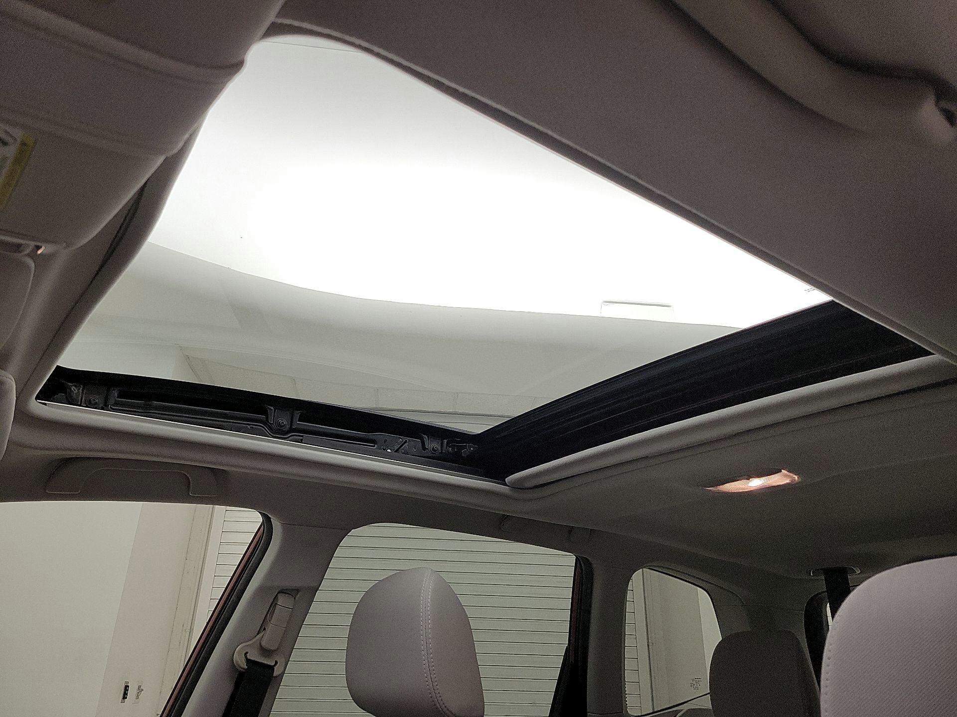 Thumbnail: 2015 Subaru Forester - 19