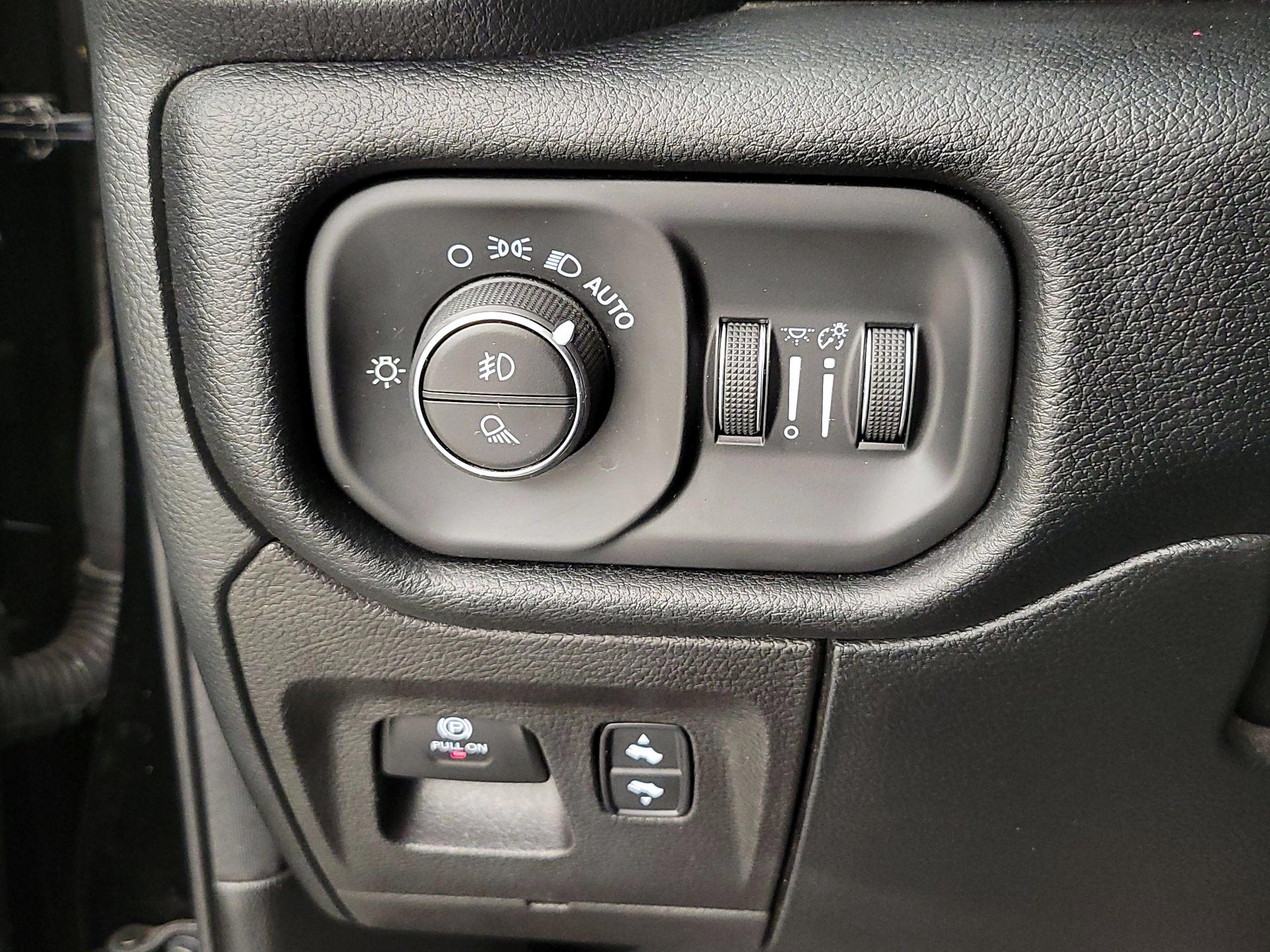 Thumbnail: 2022 RAM 1500 - 13