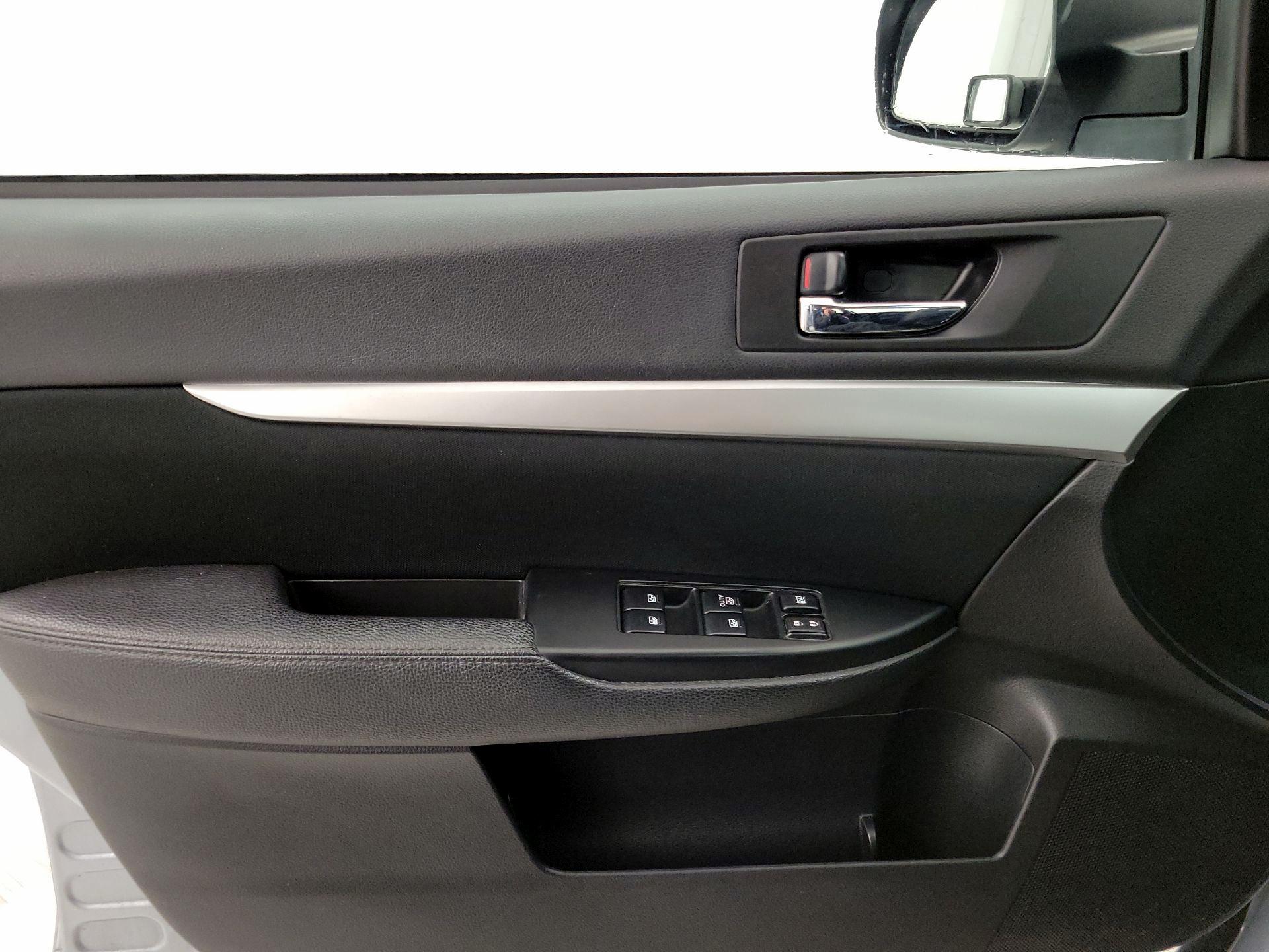 Thumbnail: 2014 Subaru Outback - 12