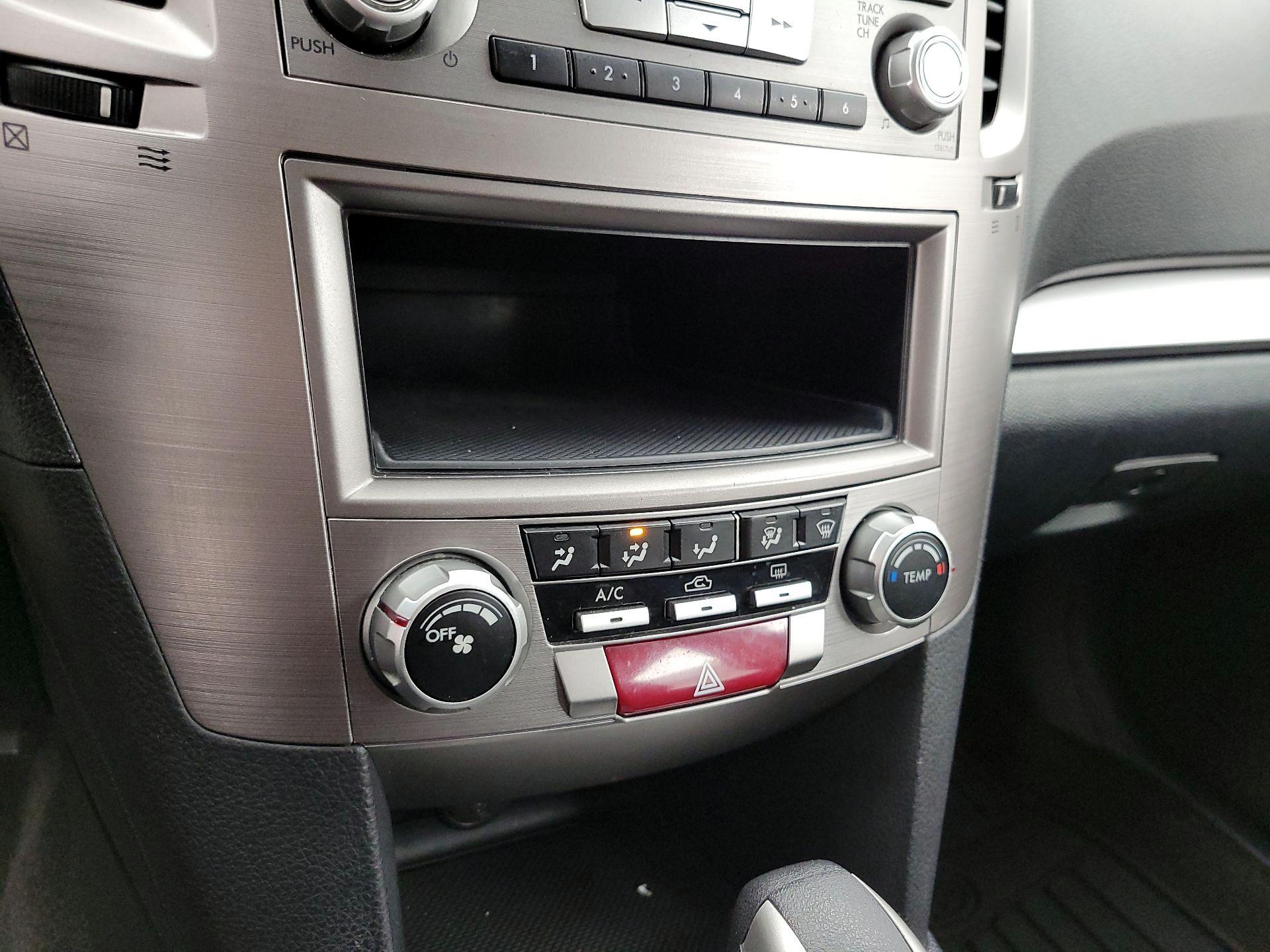 Thumbnail: 2014 Subaru Outback - 15