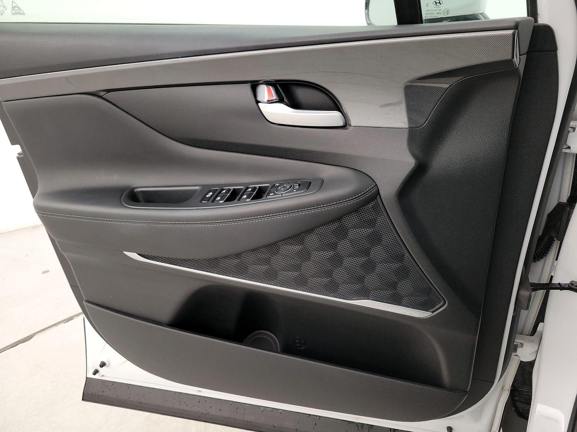 Thumbnail: 2022 Hyundai Santa Fe - 12