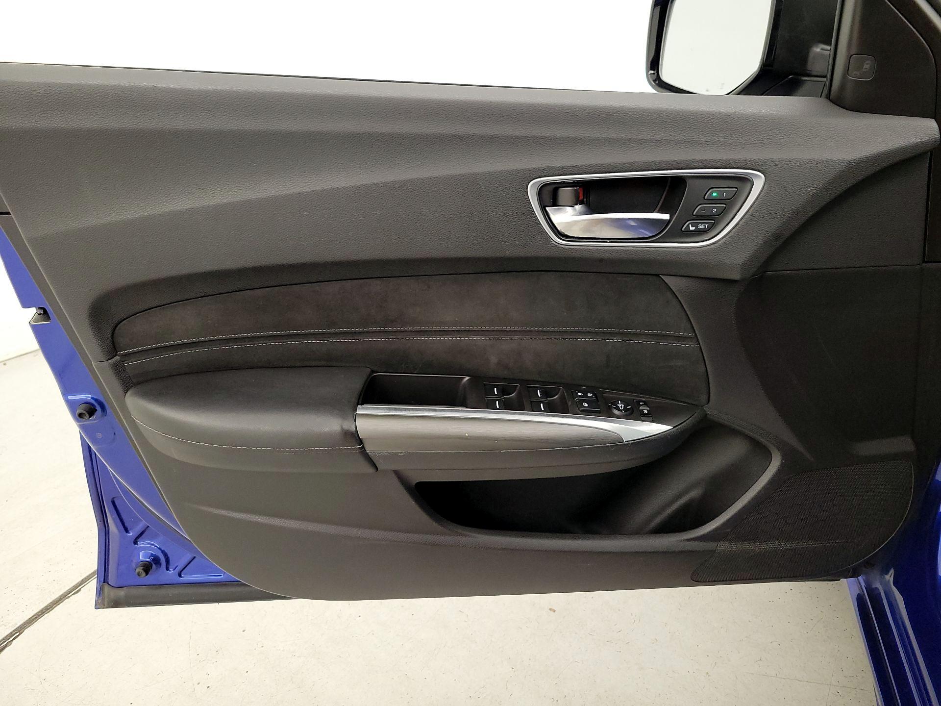 Thumbnail: 2019 Acura TLX - 12