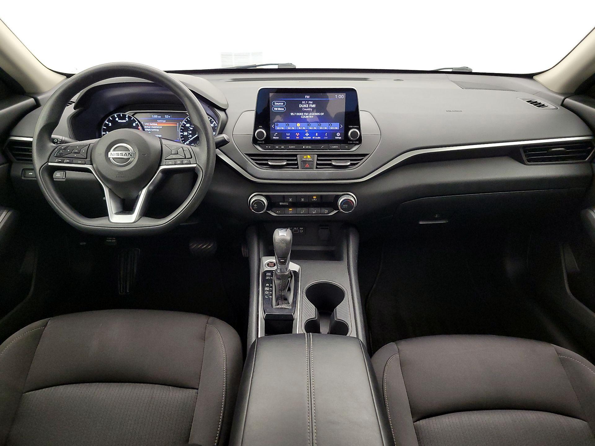 Thumbnail: 2020 Nissan Altima - 9