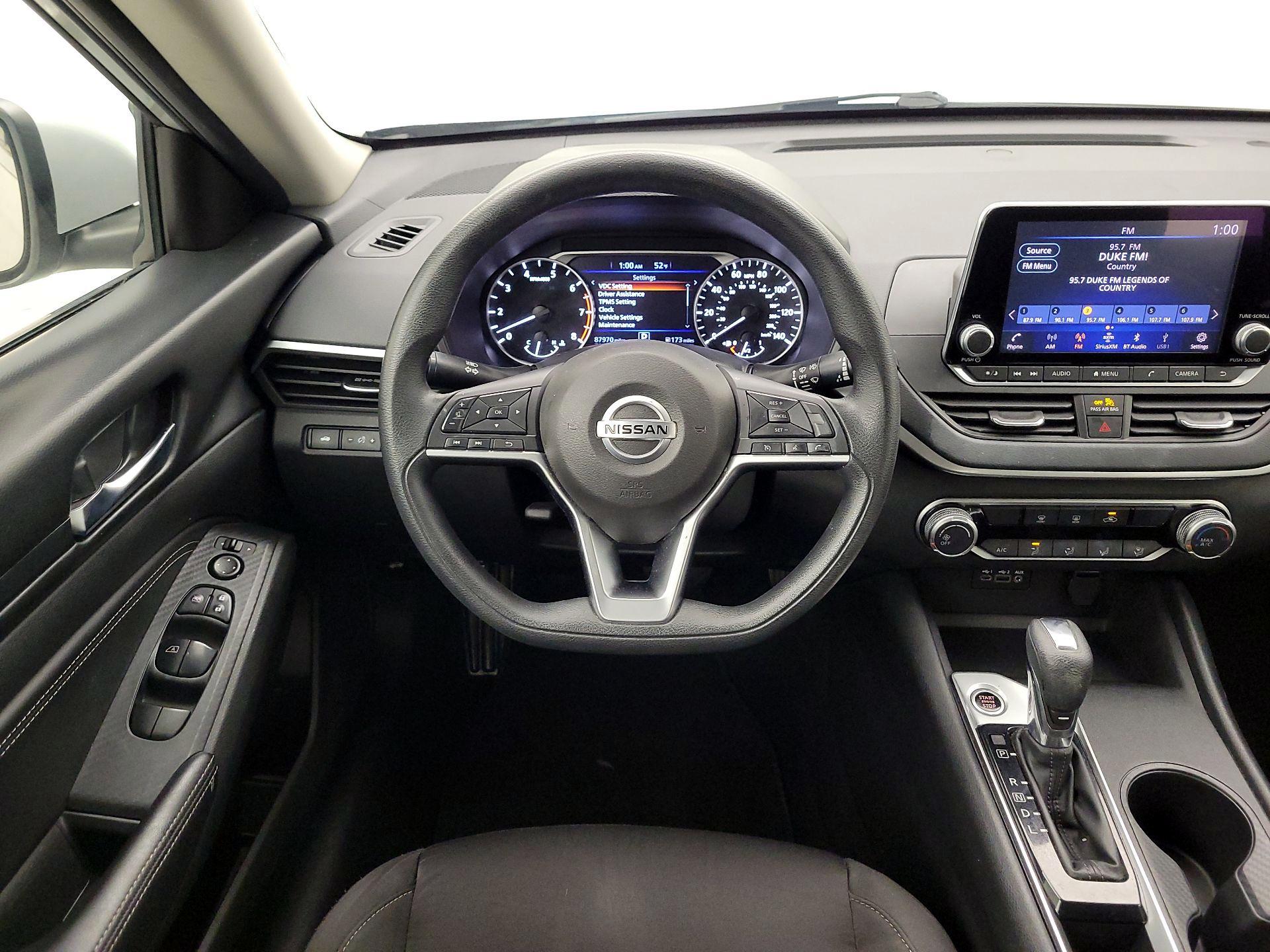 Thumbnail: 2020 Nissan Altima - 10