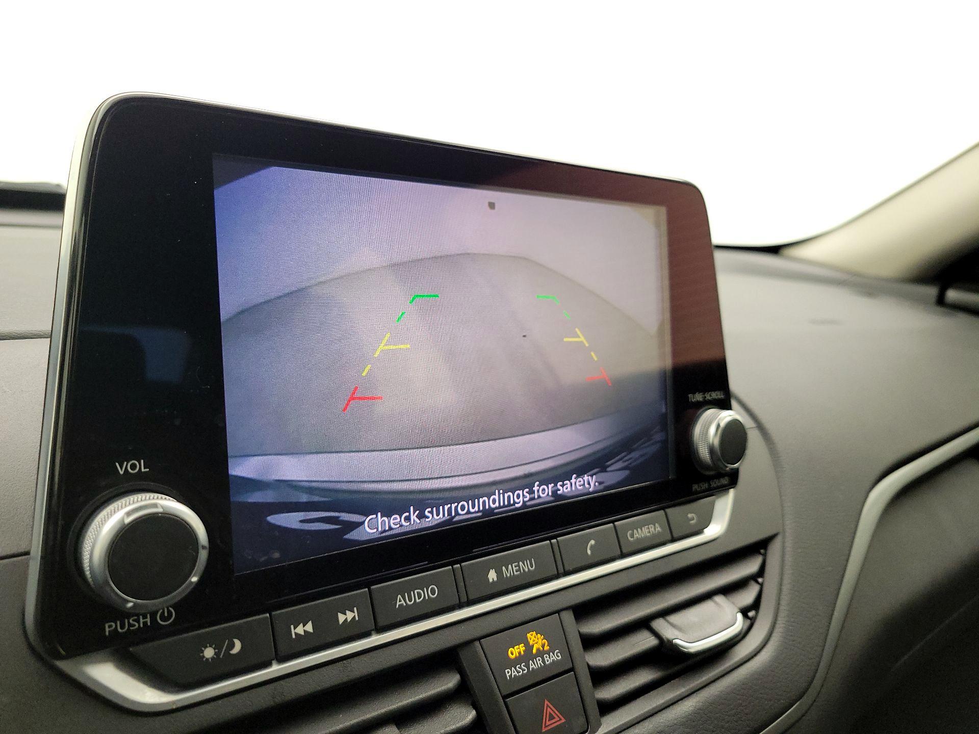 Thumbnail: 2020 Nissan Altima - 14