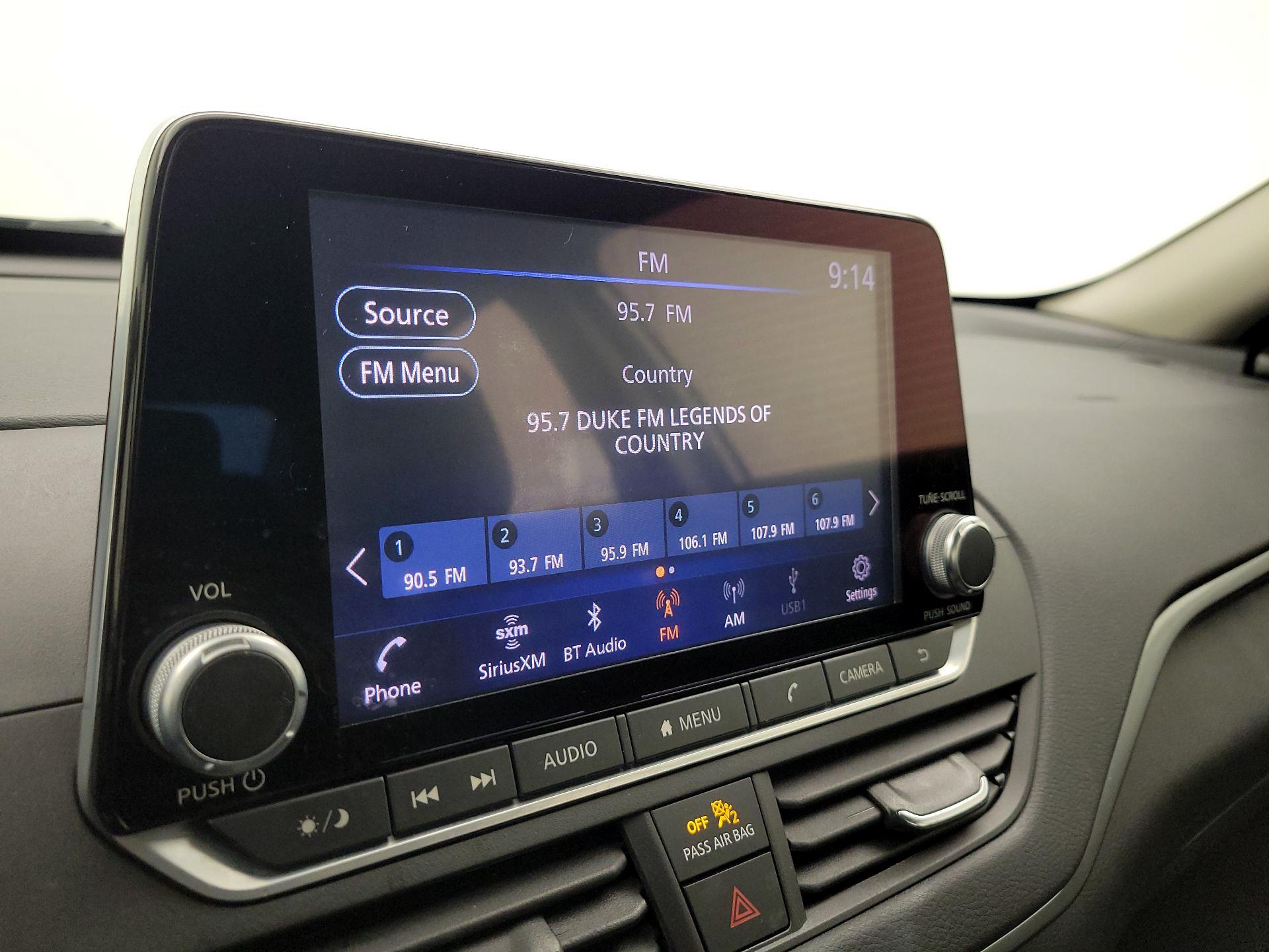 Thumbnail: 2020 Nissan Altima - 15