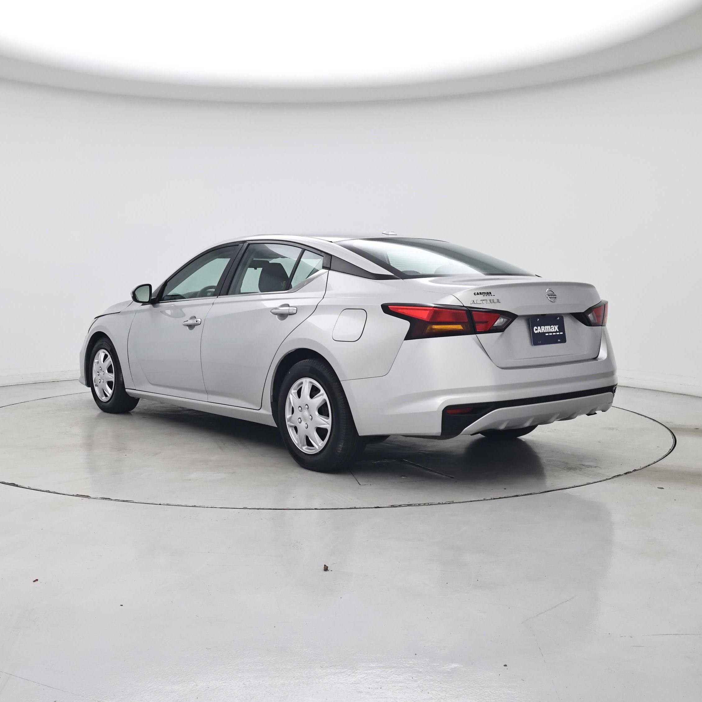 Thumbnail: 2020 Nissan Altima - 2