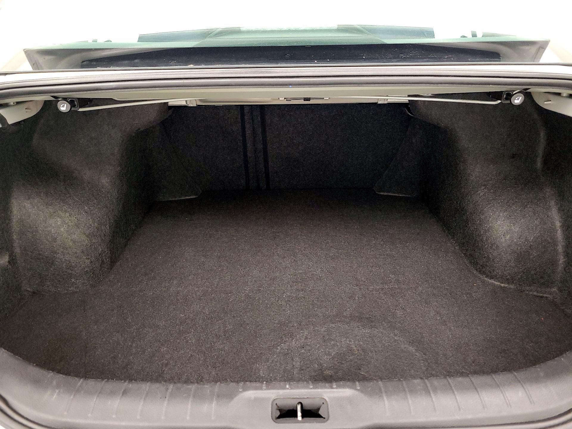 Thumbnail: 2020 Nissan Altima - 20