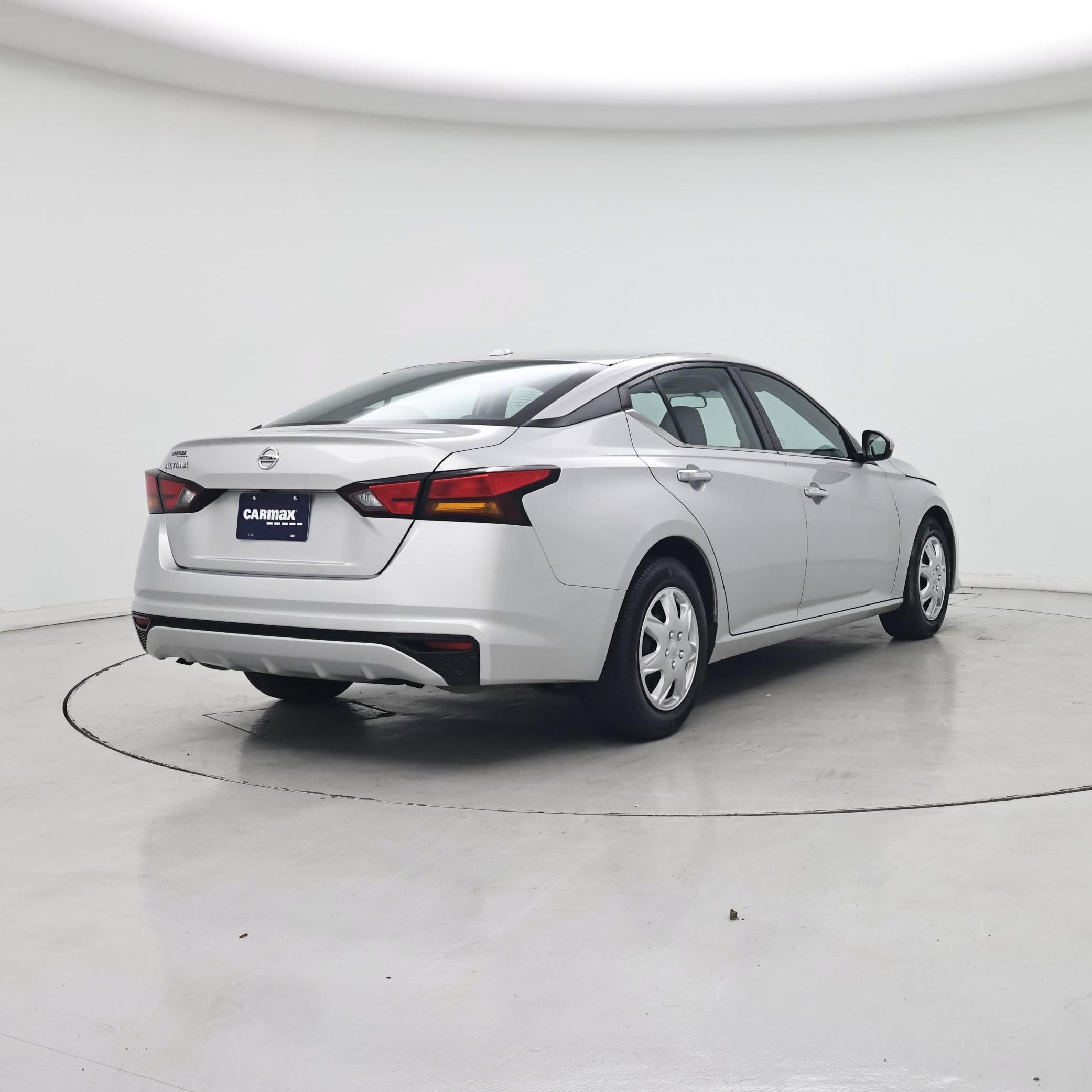 Thumbnail: 2020 Nissan Altima - 8