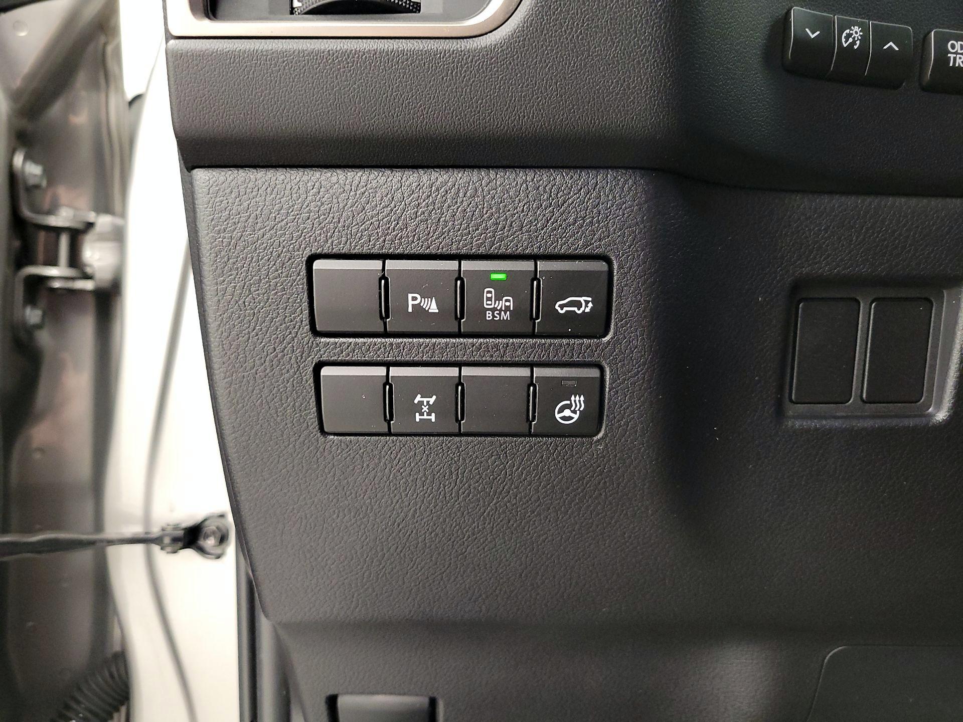 Thumbnail: 2015 Lexus NX - 13