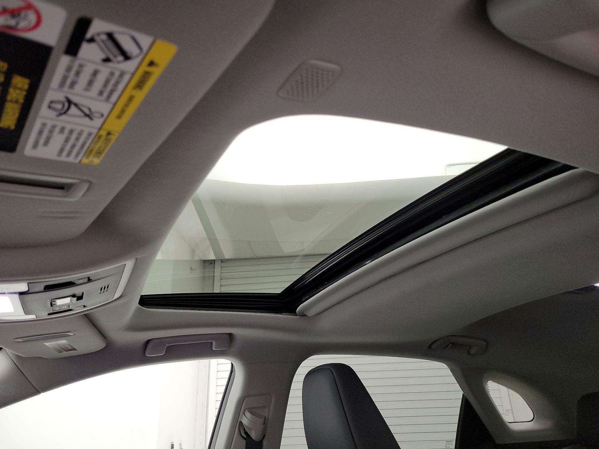 Thumbnail: 2022 Lexus RX - 20