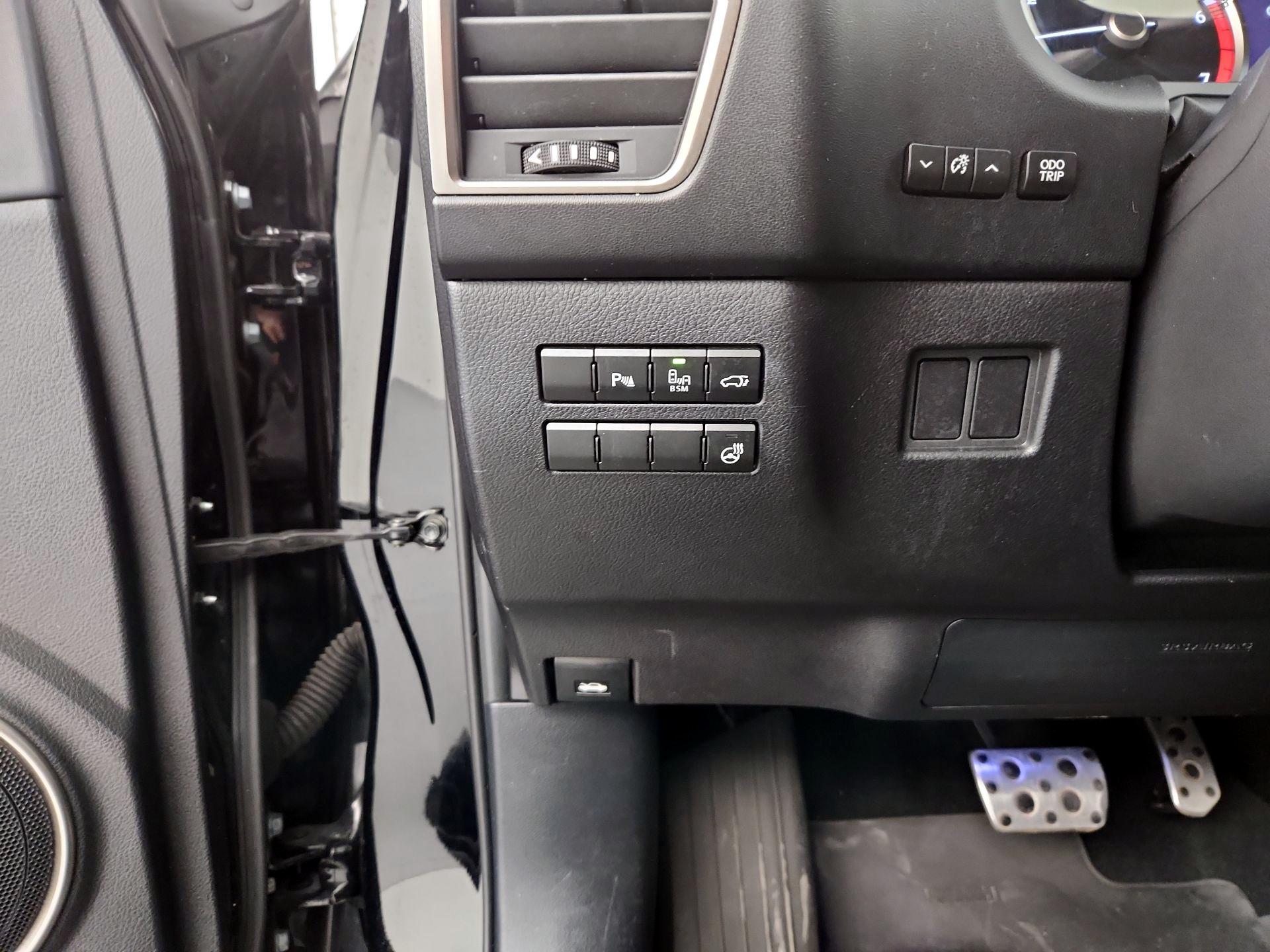 Thumbnail: 2016 Lexus NX - 13