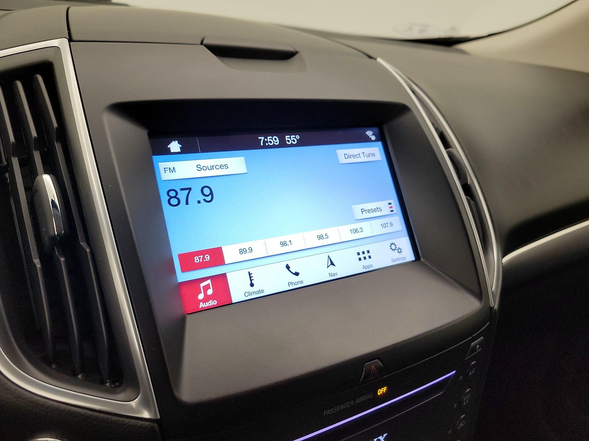 Thumbnail: 2017 Ford Edge - 14