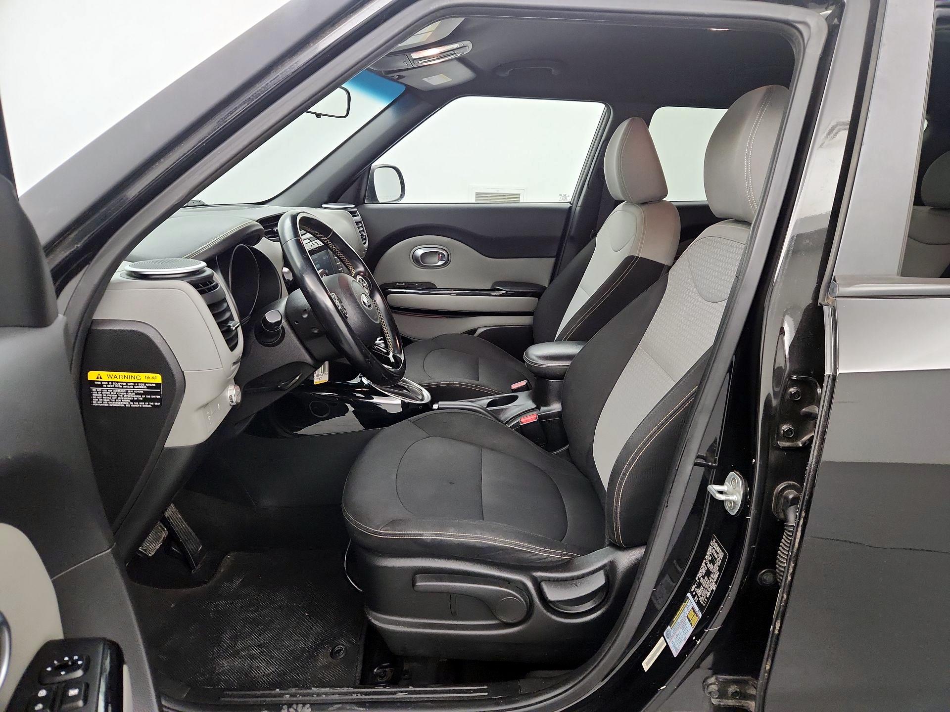 Thumbnail: 2014 Kia Soul - 11