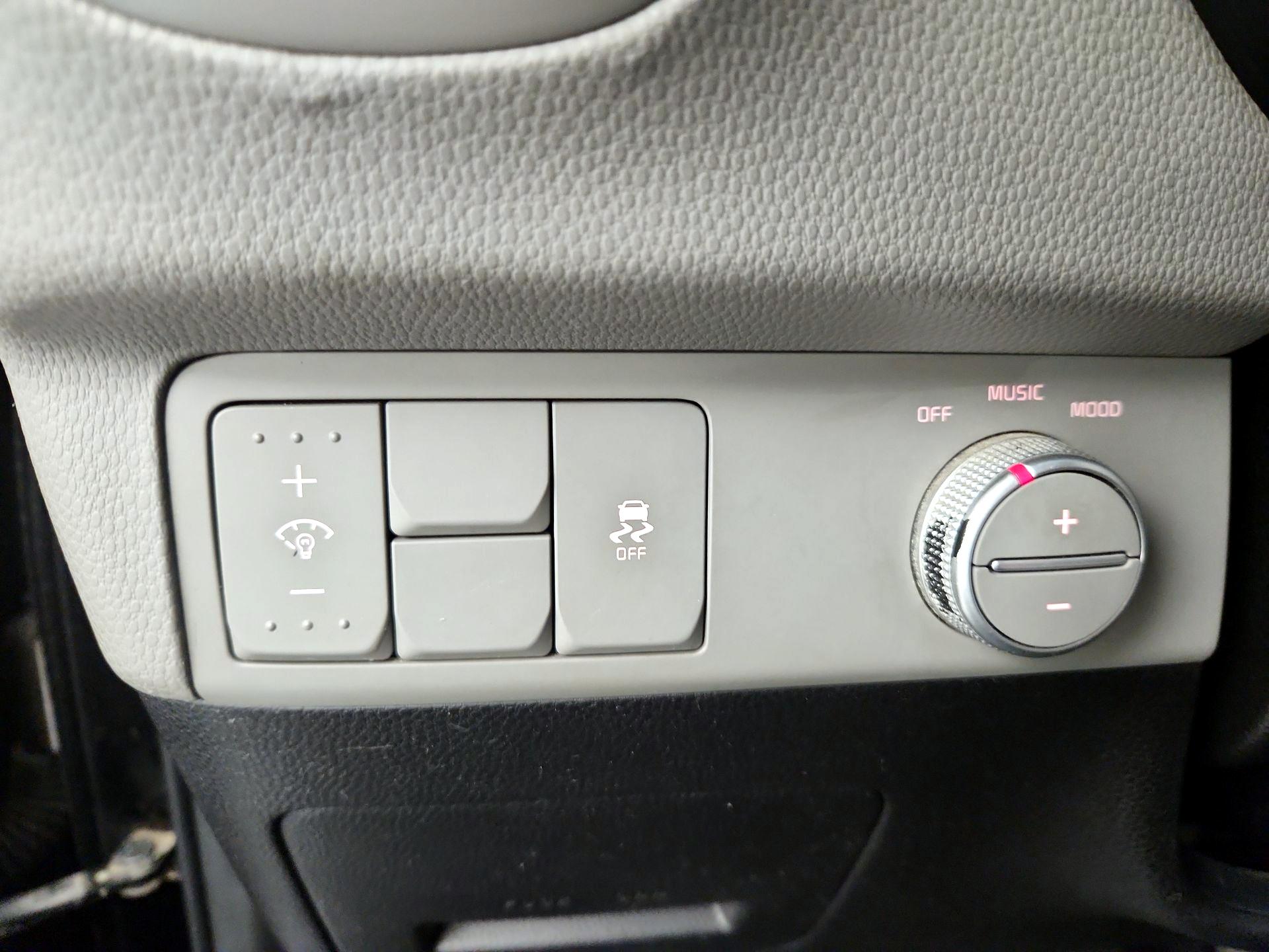 Thumbnail: 2014 Kia Soul - 13