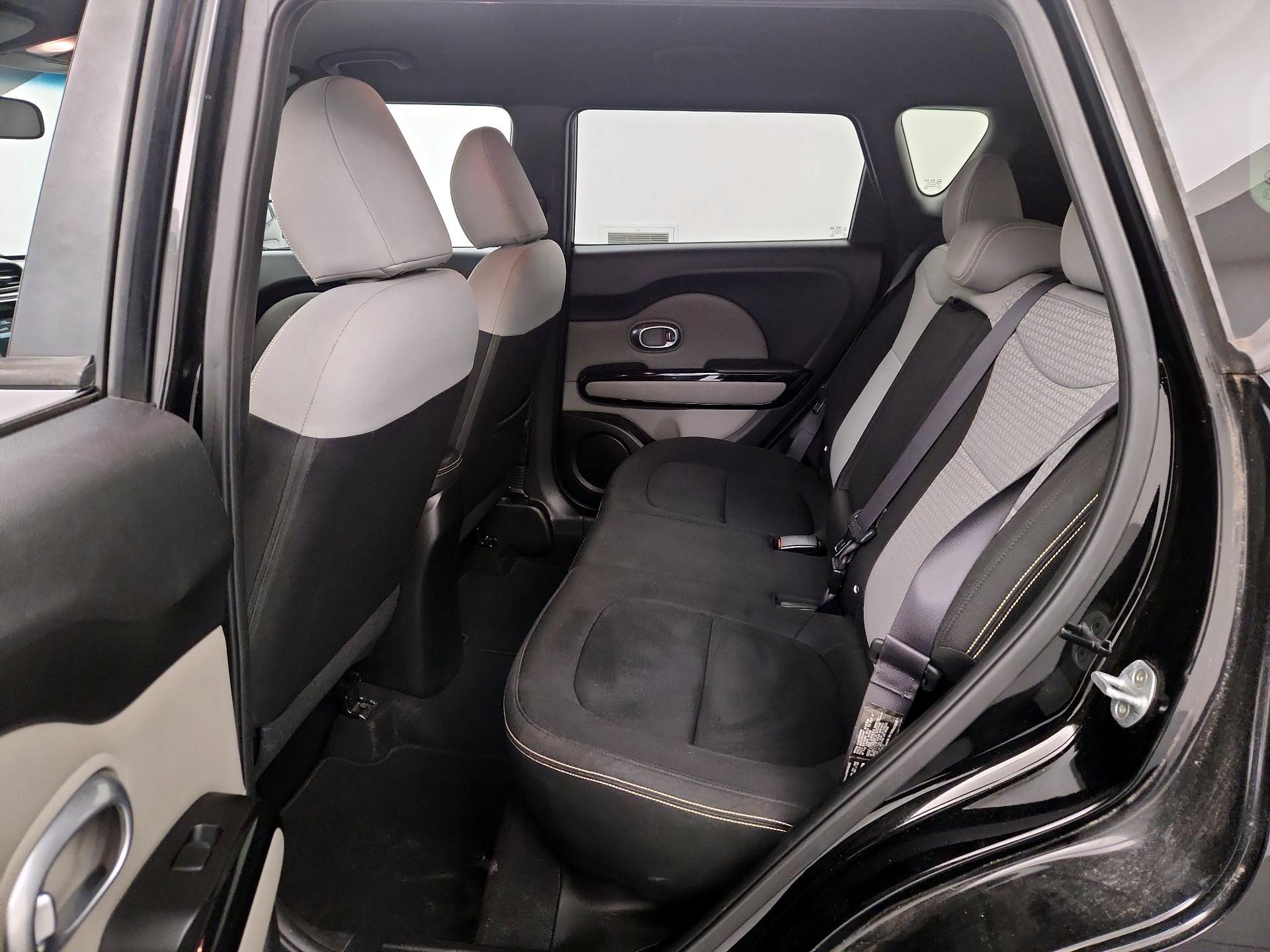 Thumbnail: 2014 Kia Soul - 19