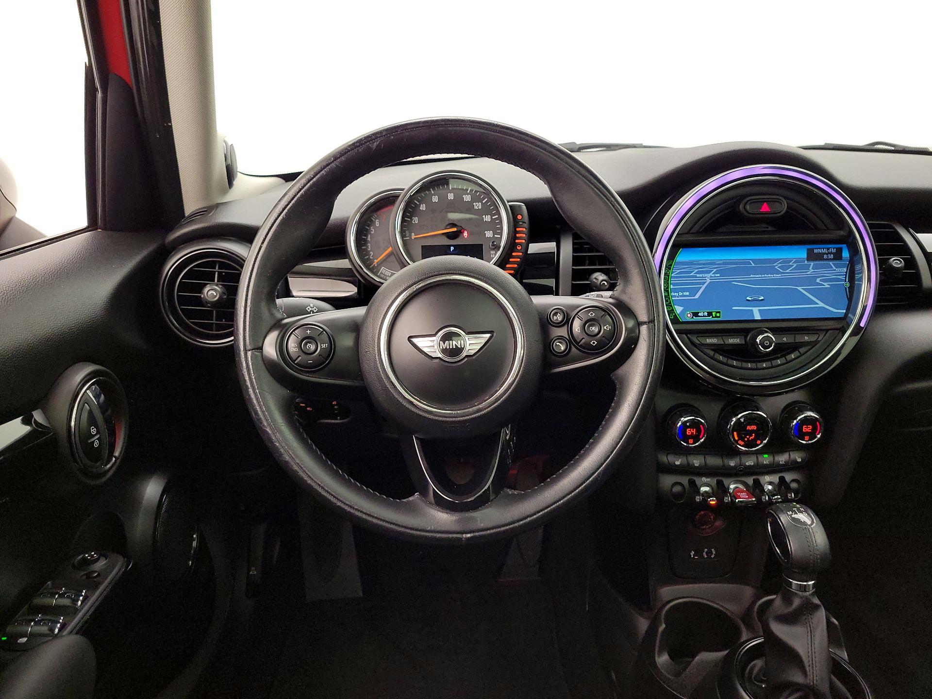 Thumbnail: 2017 MINI Cooper Hardtop - 10