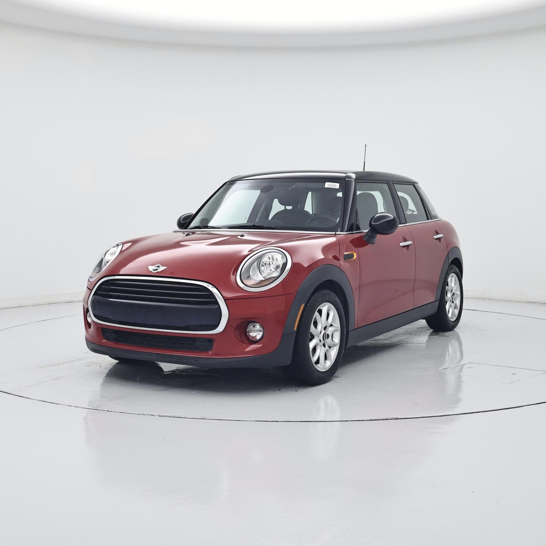 Thumbnail: 2017 MINI Cooper Hardtop - 4