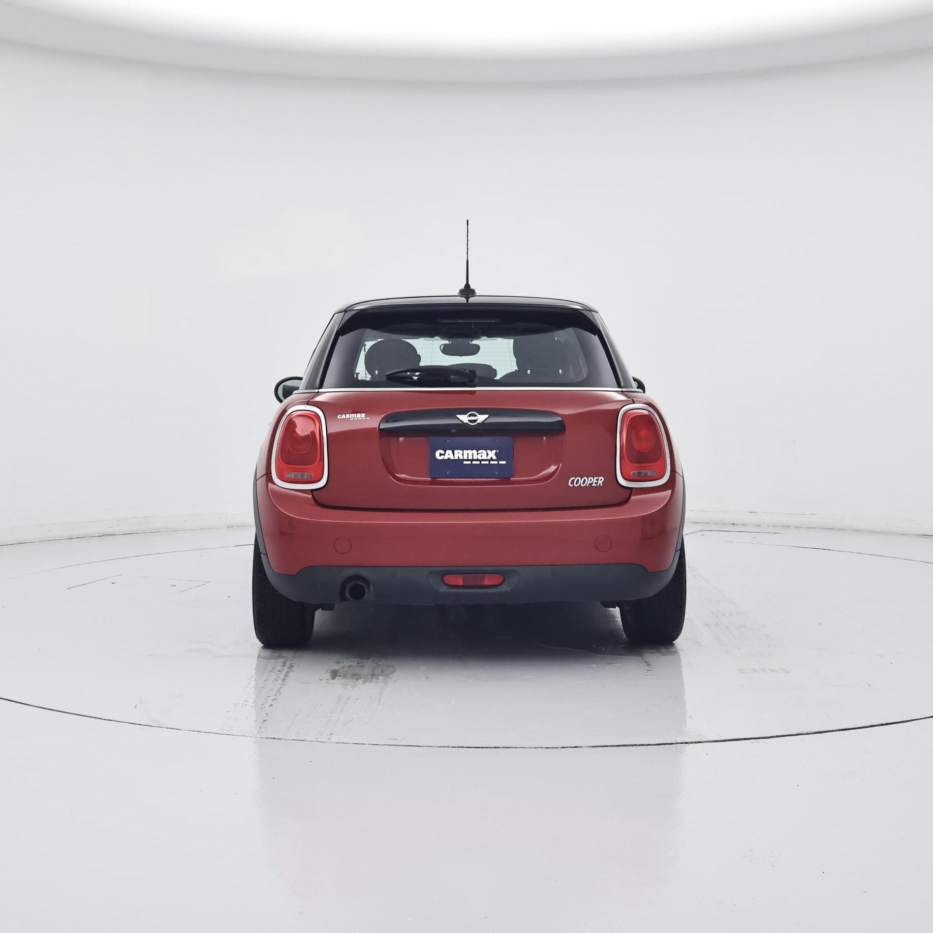 Thumbnail: 2017 MINI Cooper Hardtop - 6