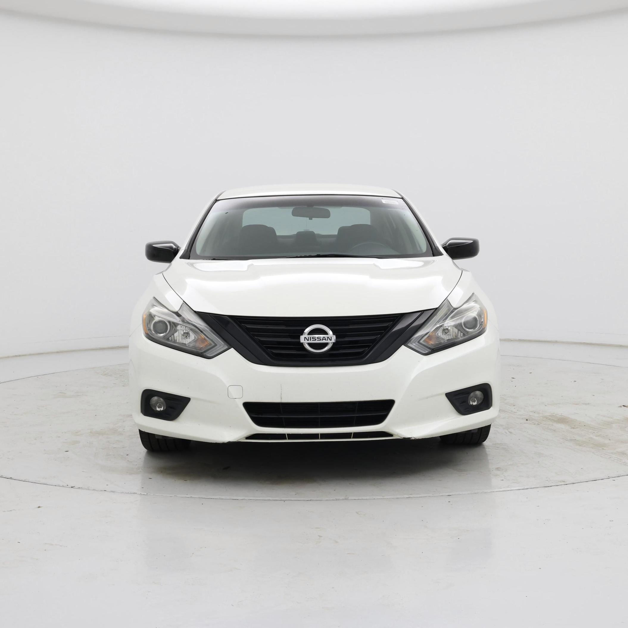 Thumbnail: 2018 Nissan Altima - 5