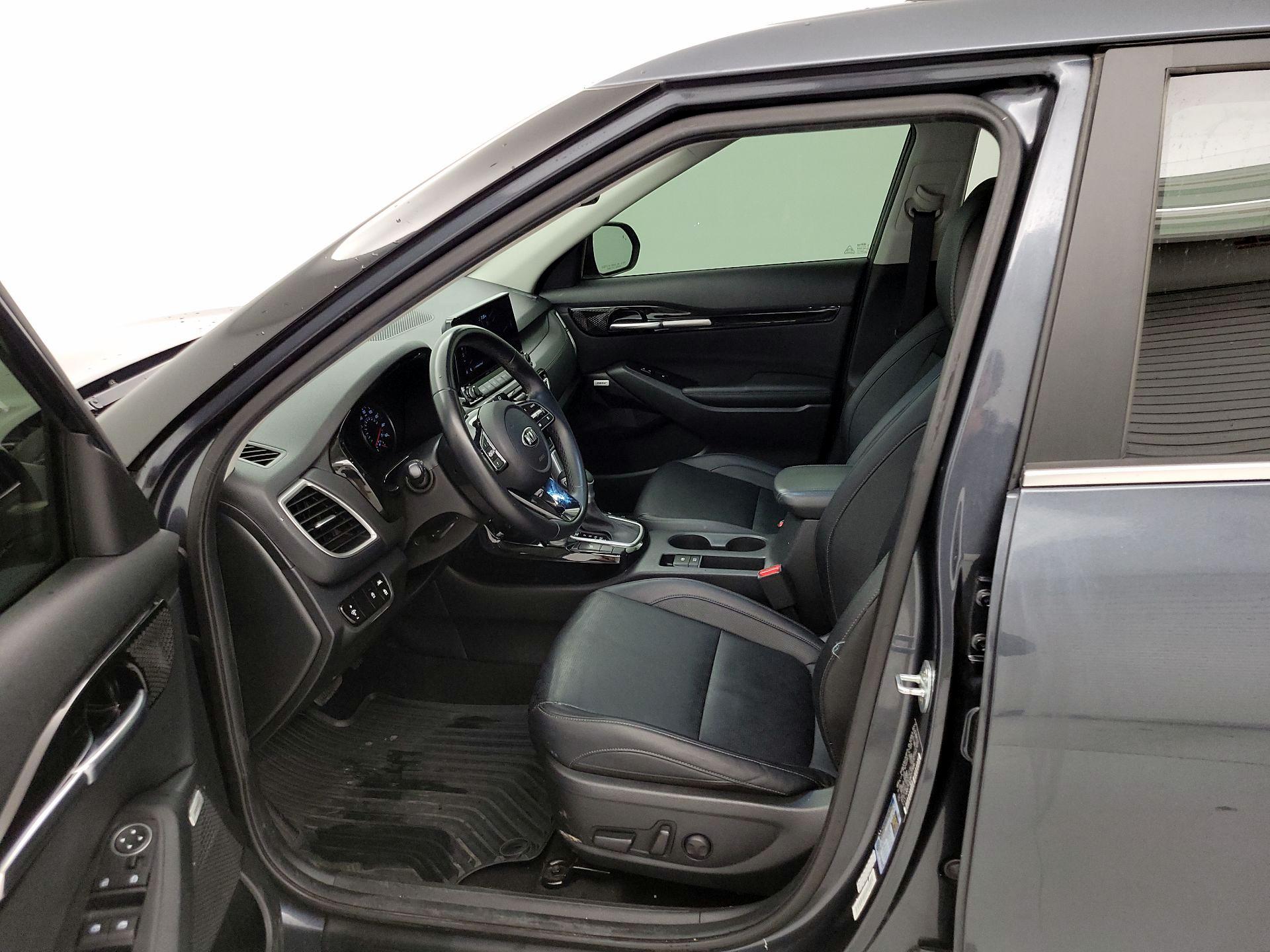 Thumbnail: 2021 Kia Seltos - 11