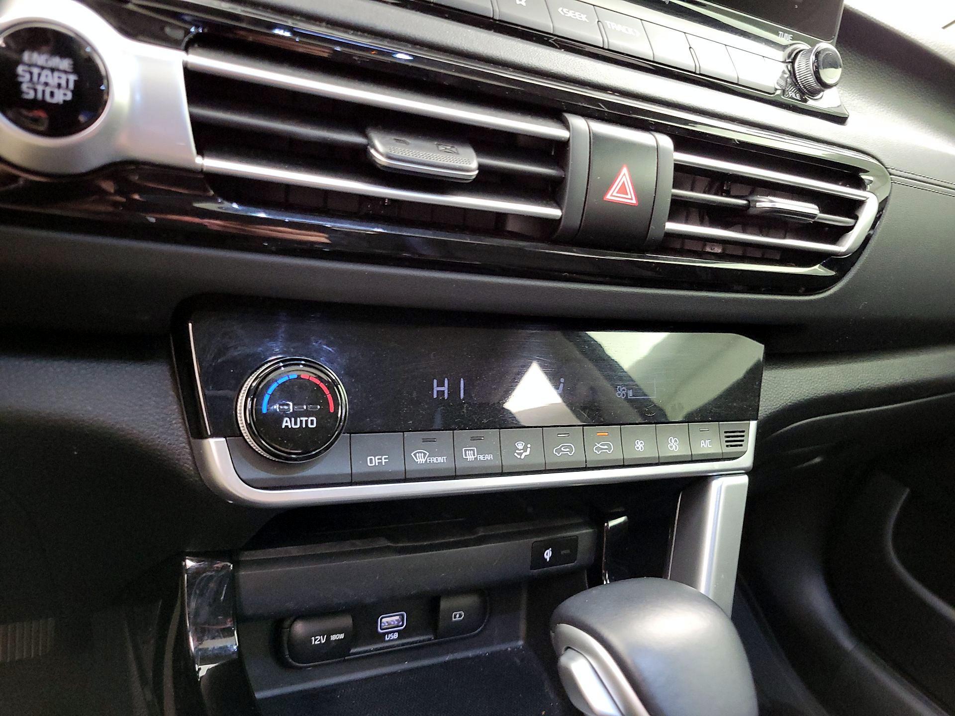 Thumbnail: 2021 Kia Seltos - 17