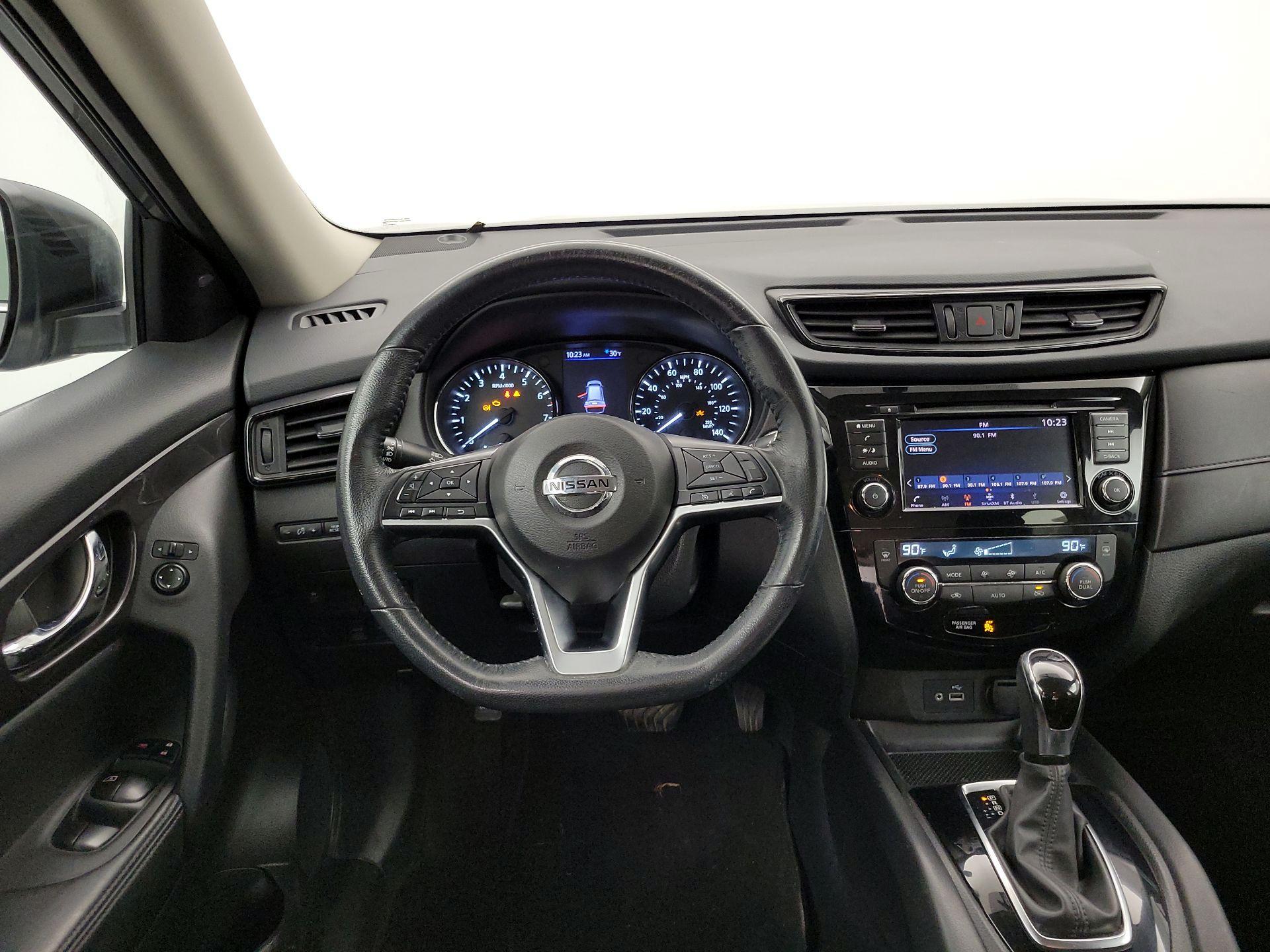 Thumbnail: 2018 Nissan Rogue - 9