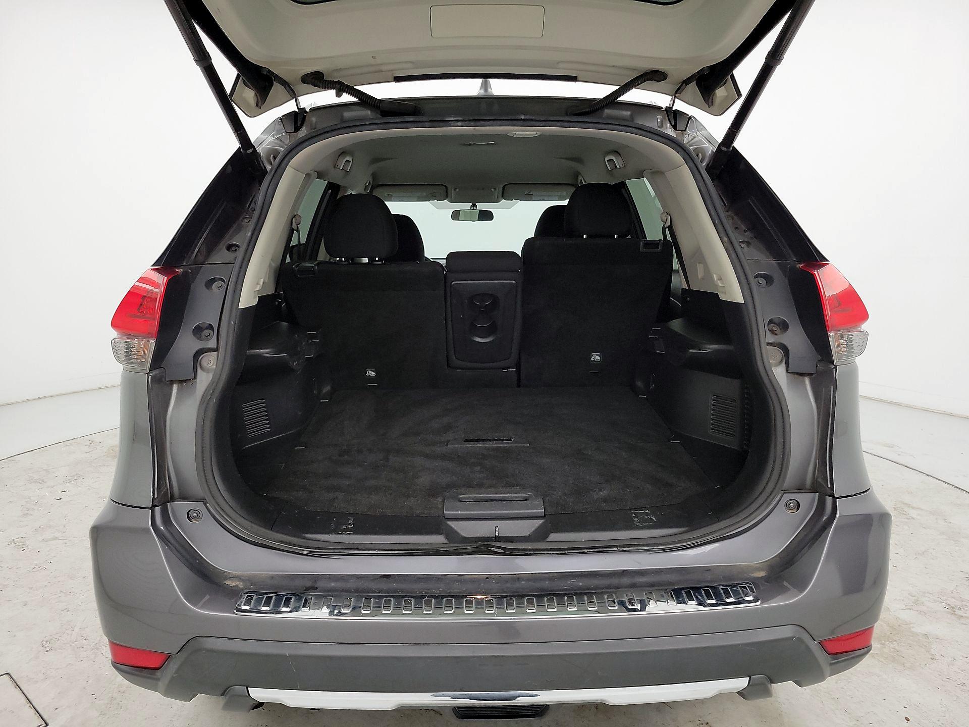 Thumbnail: 2018 Nissan Rogue - 20