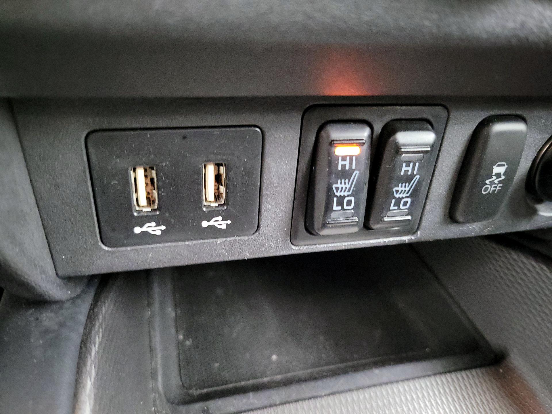 Thumbnail: 2020 Mitsubishi Outlander Sport - 18