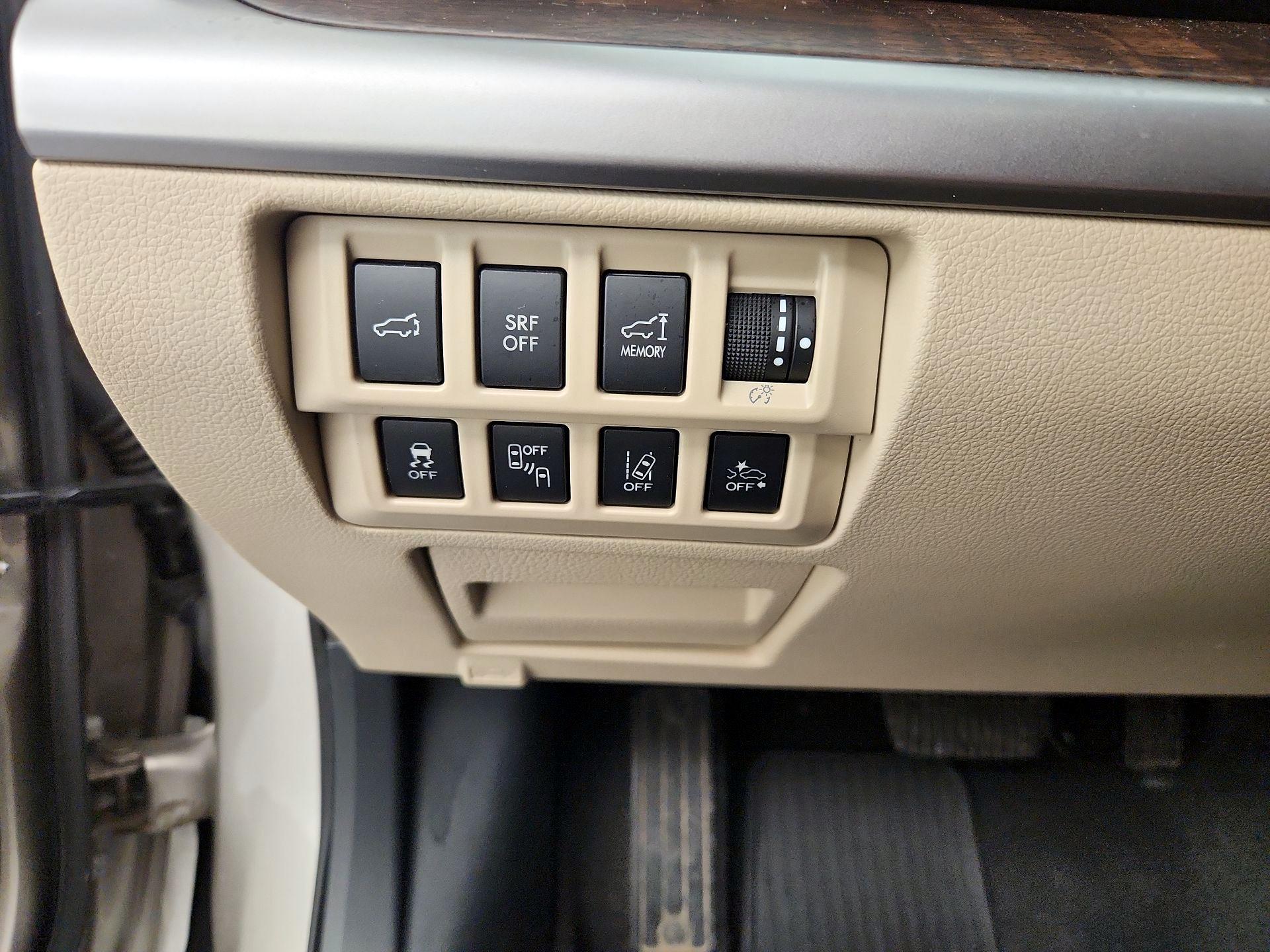 Thumbnail: 2016 Subaru Outback - 13