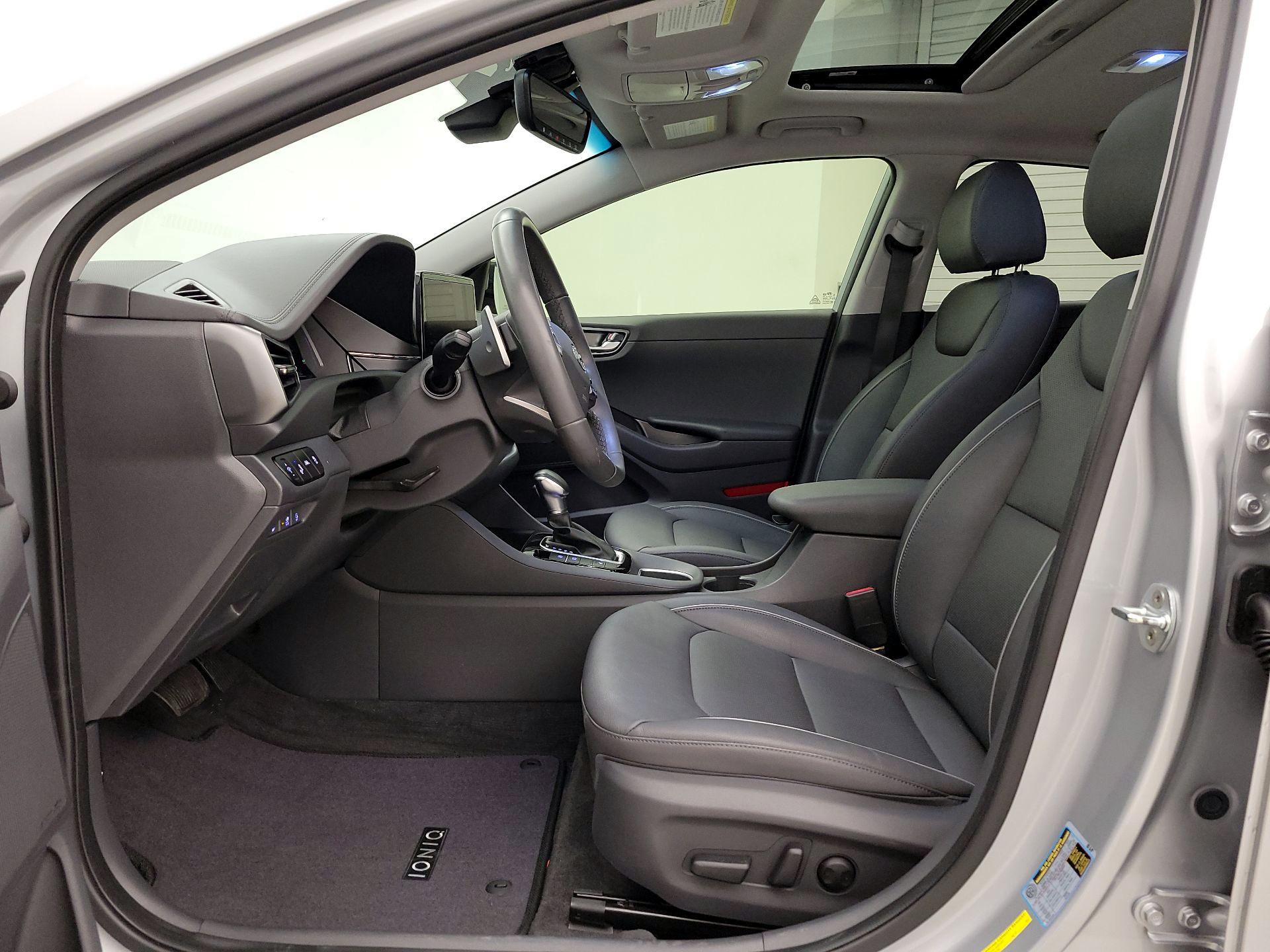 Thumbnail: 2020 Hyundai Ioniq - 11