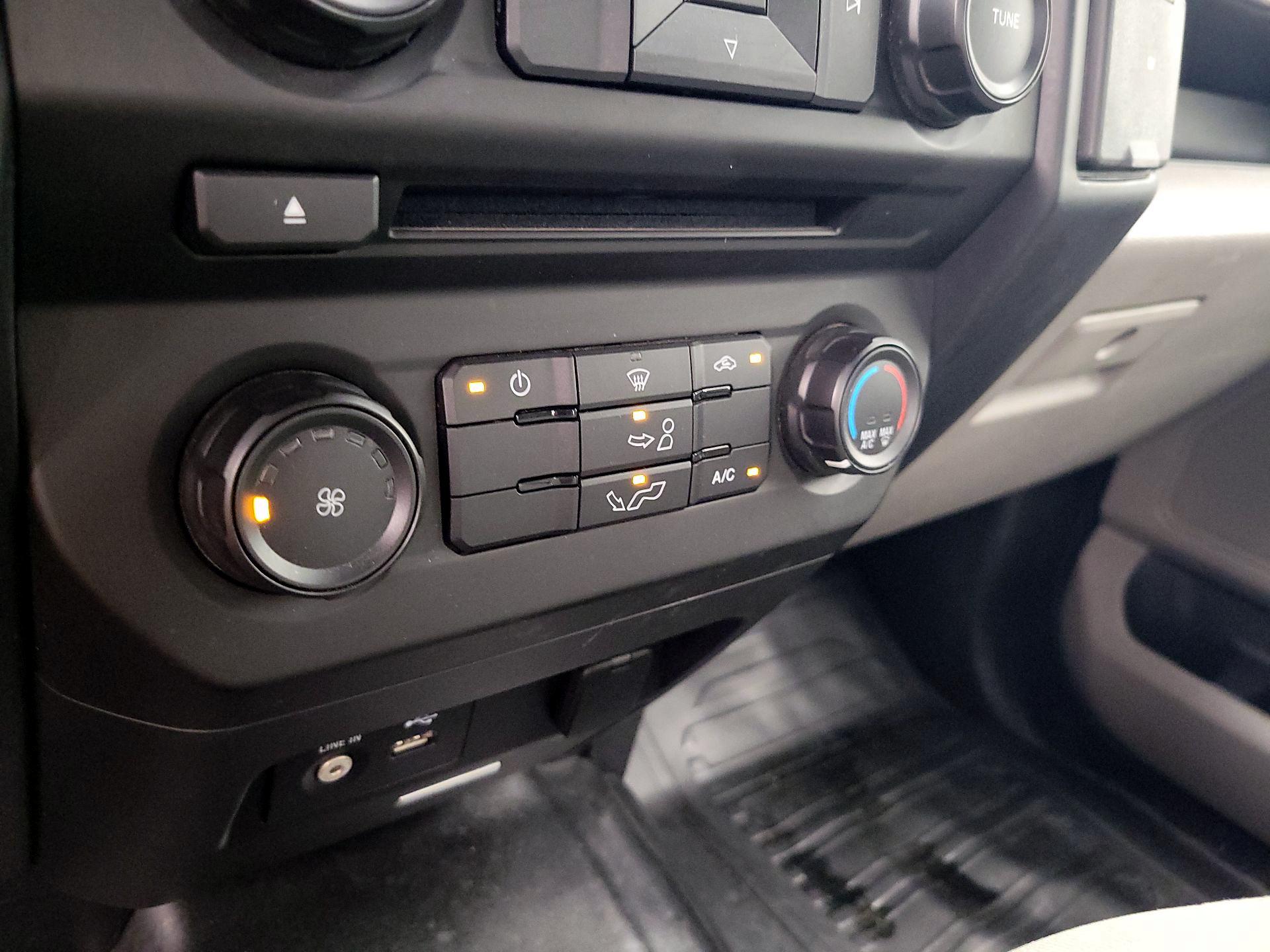 Thumbnail: 2015 Ford F-150 - 15