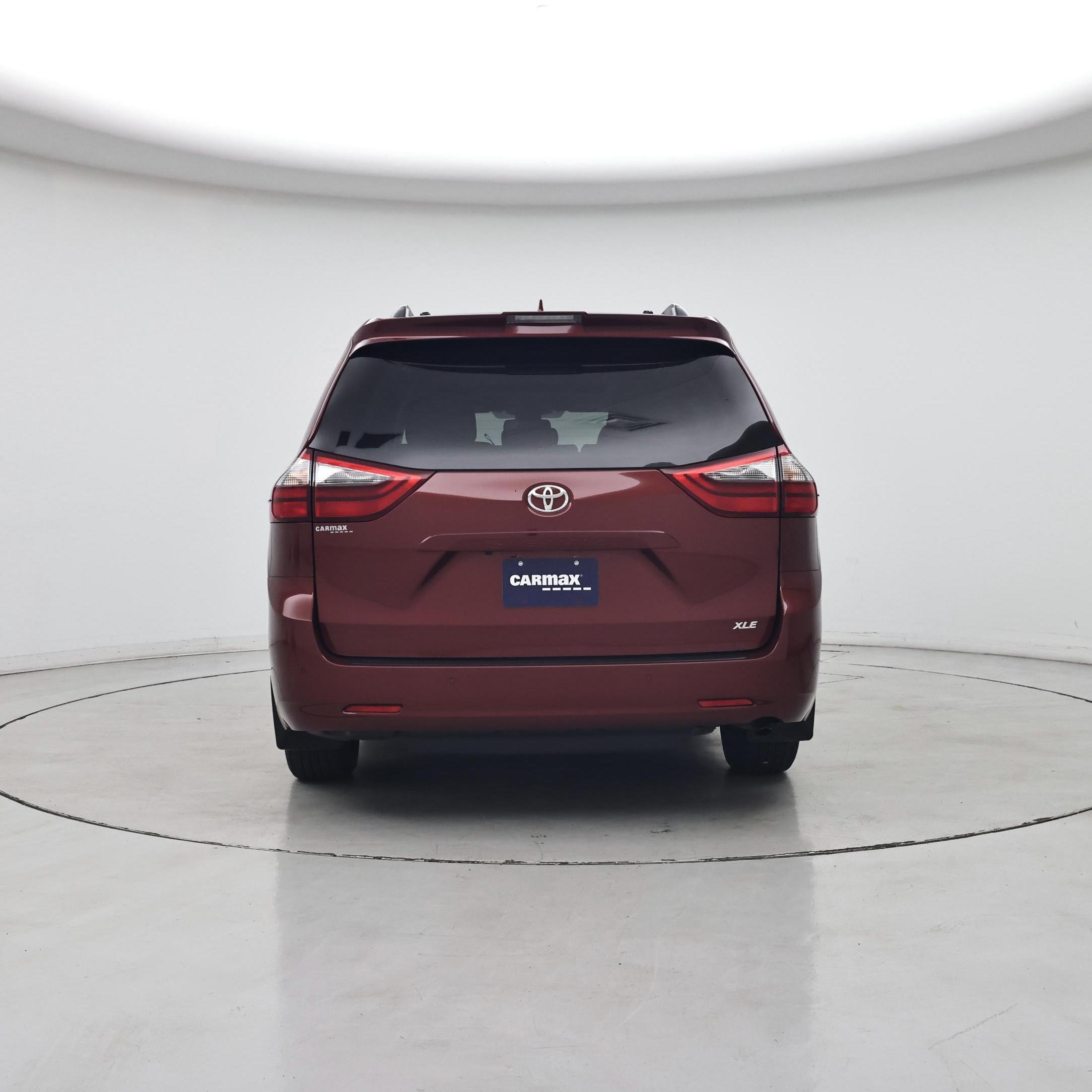 Thumbnail: 2020 Toyota Sienna - 6