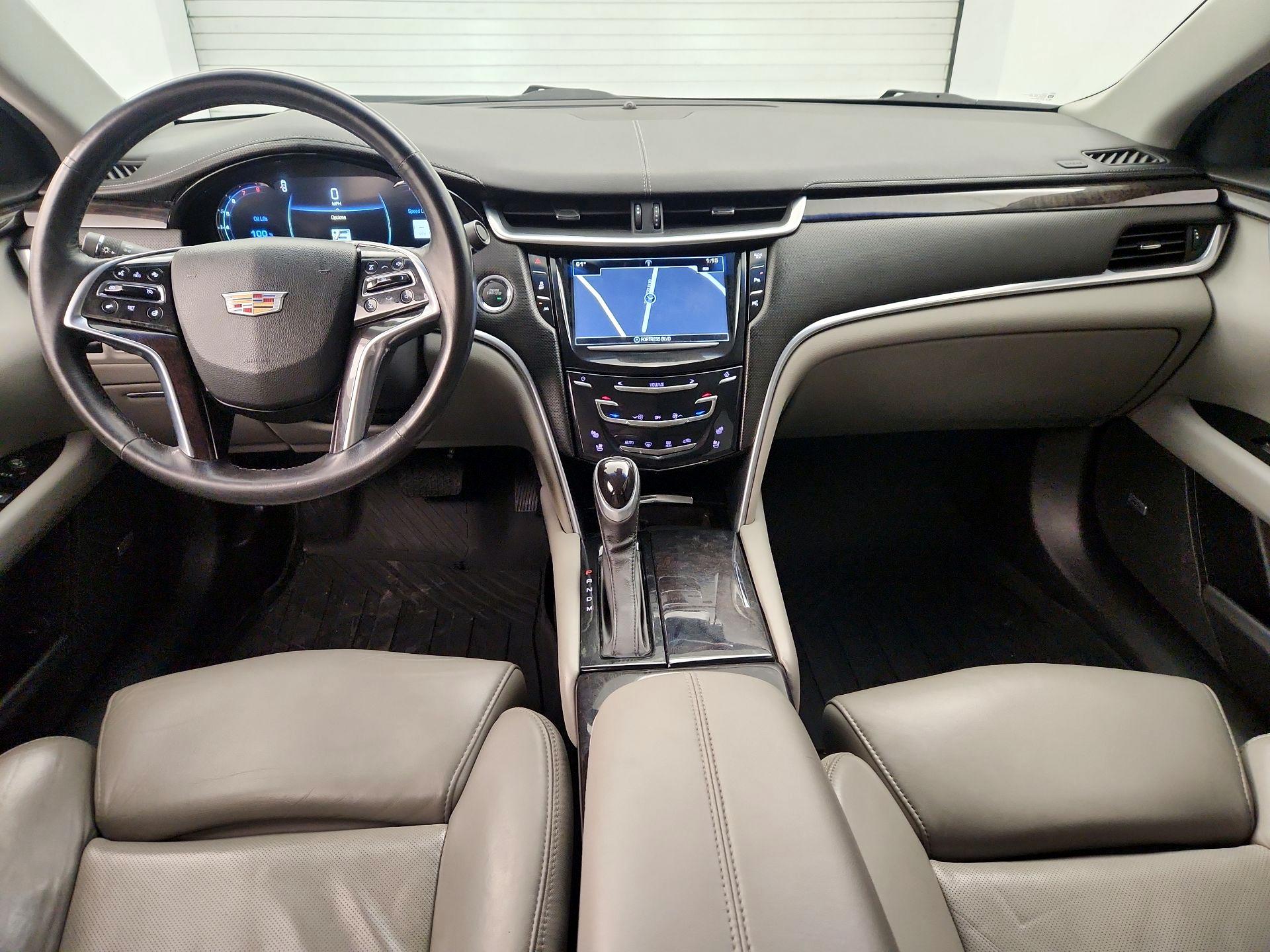 Thumbnail: 2016 Cadillac XTS - 9