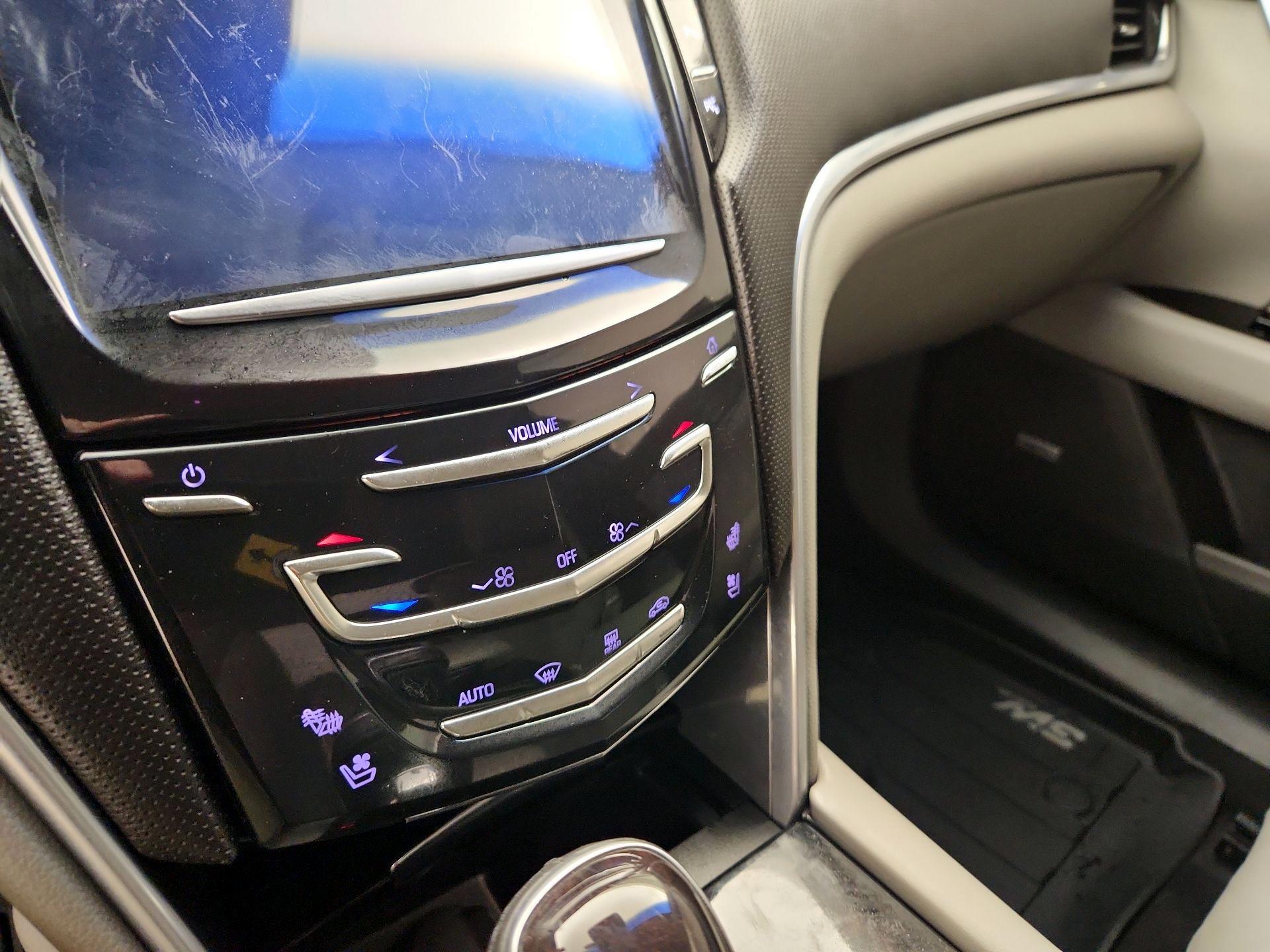 Thumbnail: 2016 Cadillac XTS - 17