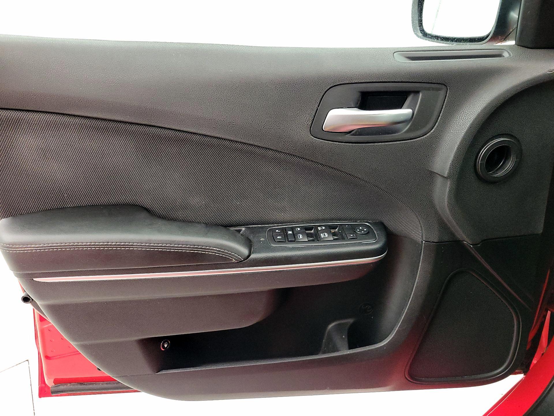 Thumbnail: 2017 Dodge Charger - 12