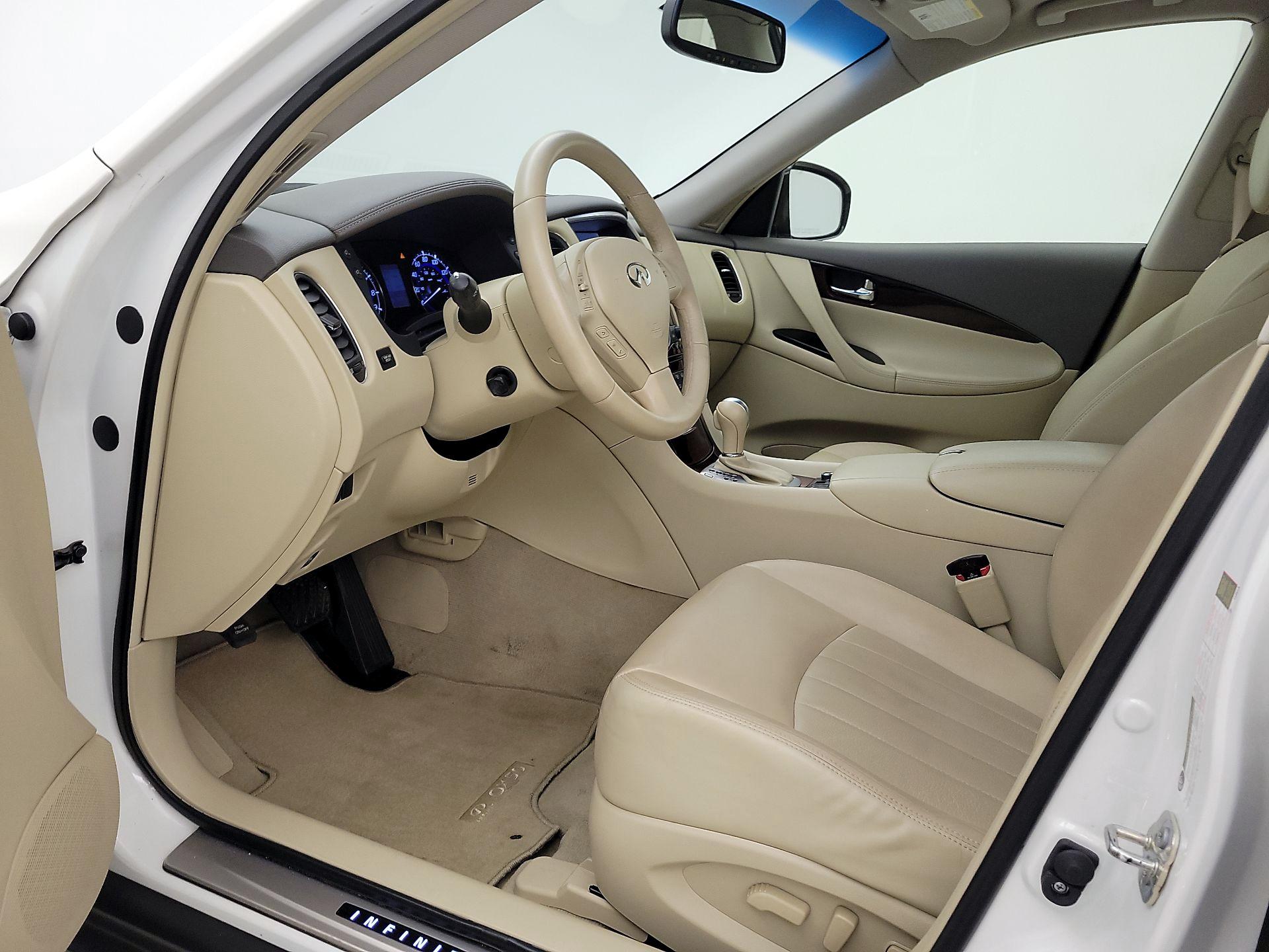 Thumbnail: 2015 INFINITI QX50 - 11