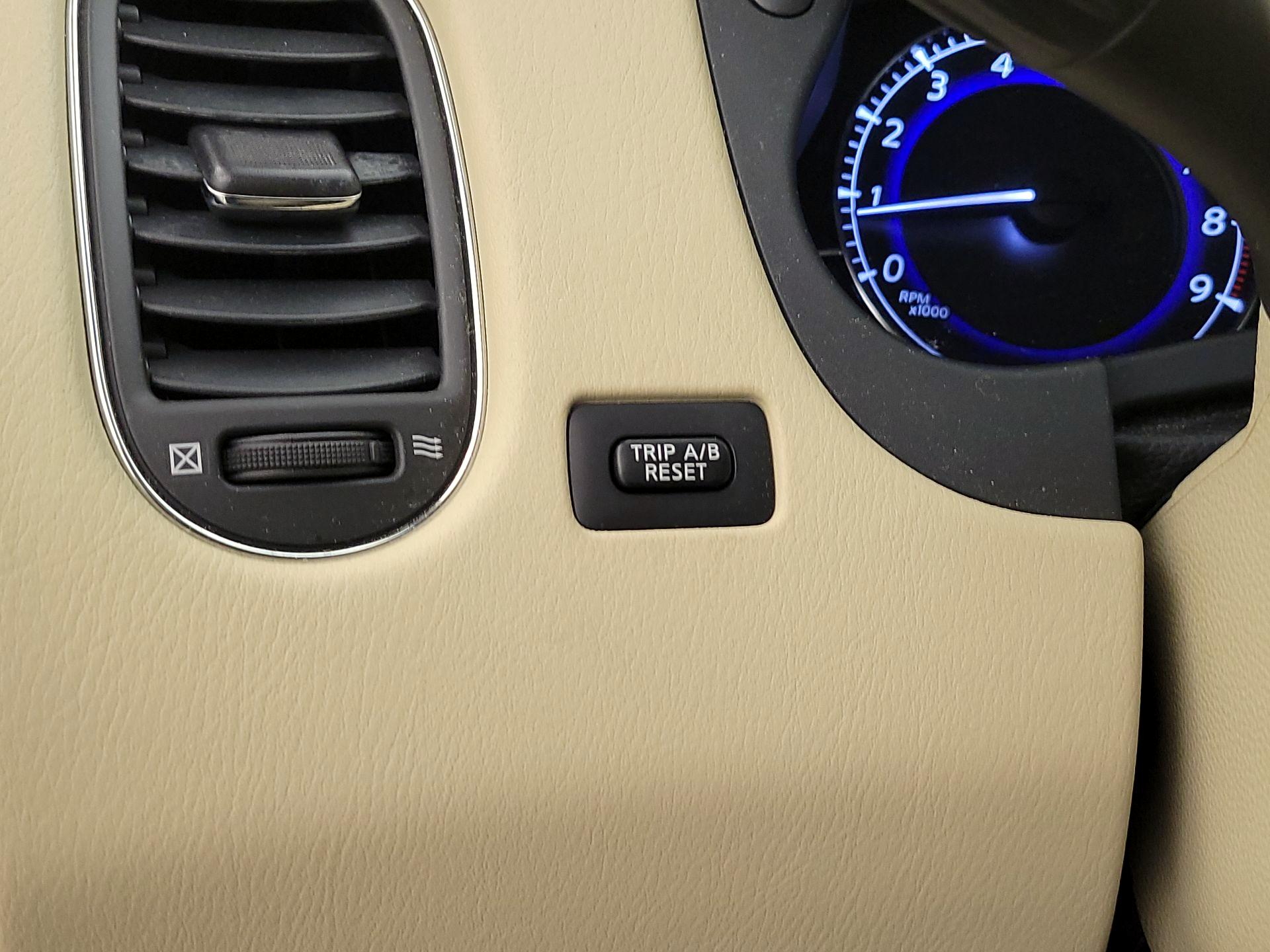 Thumbnail: 2015 INFINITI QX50 - 13