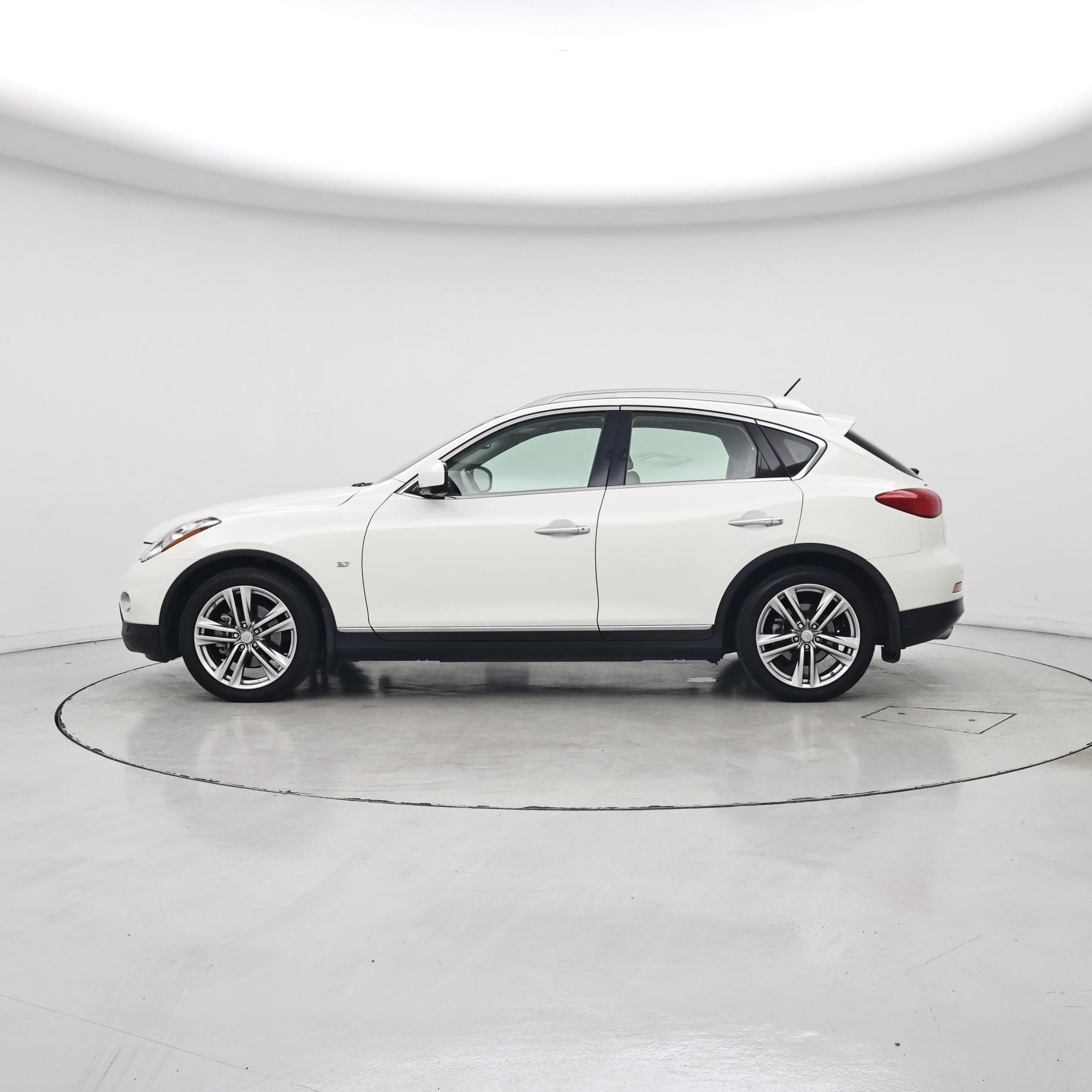 Thumbnail: 2015 INFINITI QX50 - 3