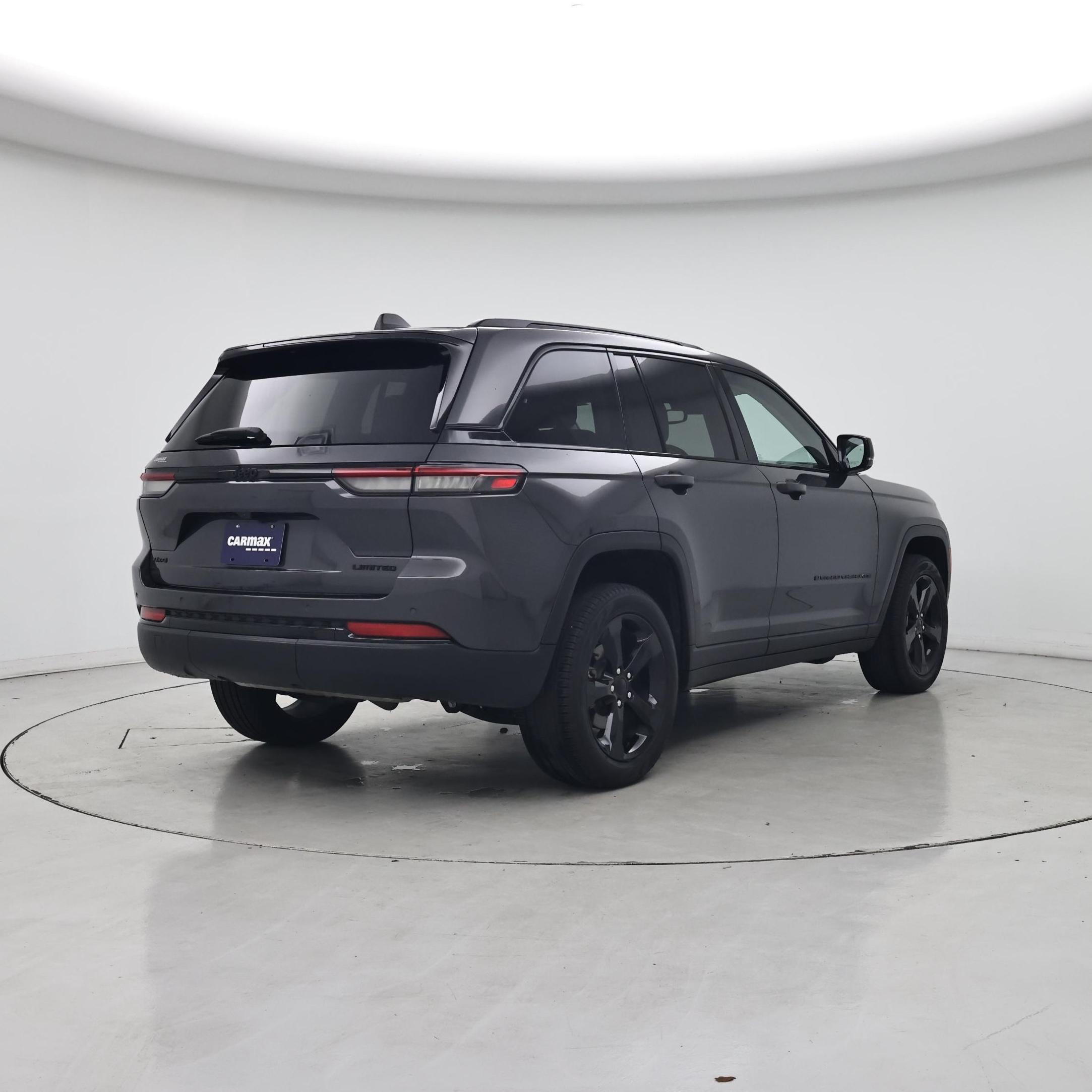 Thumbnail: 2023 Jeep Grand Cherokee - 8