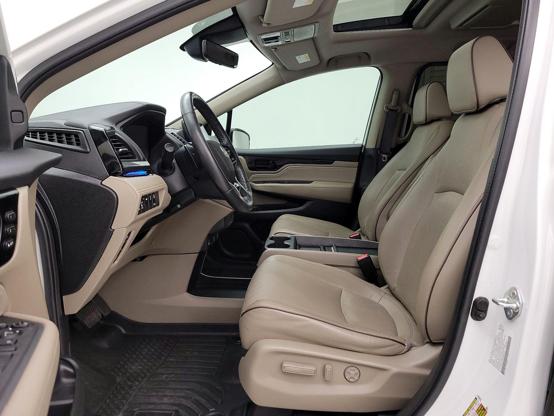 Thumbnail: 2022 Honda Odyssey - 11