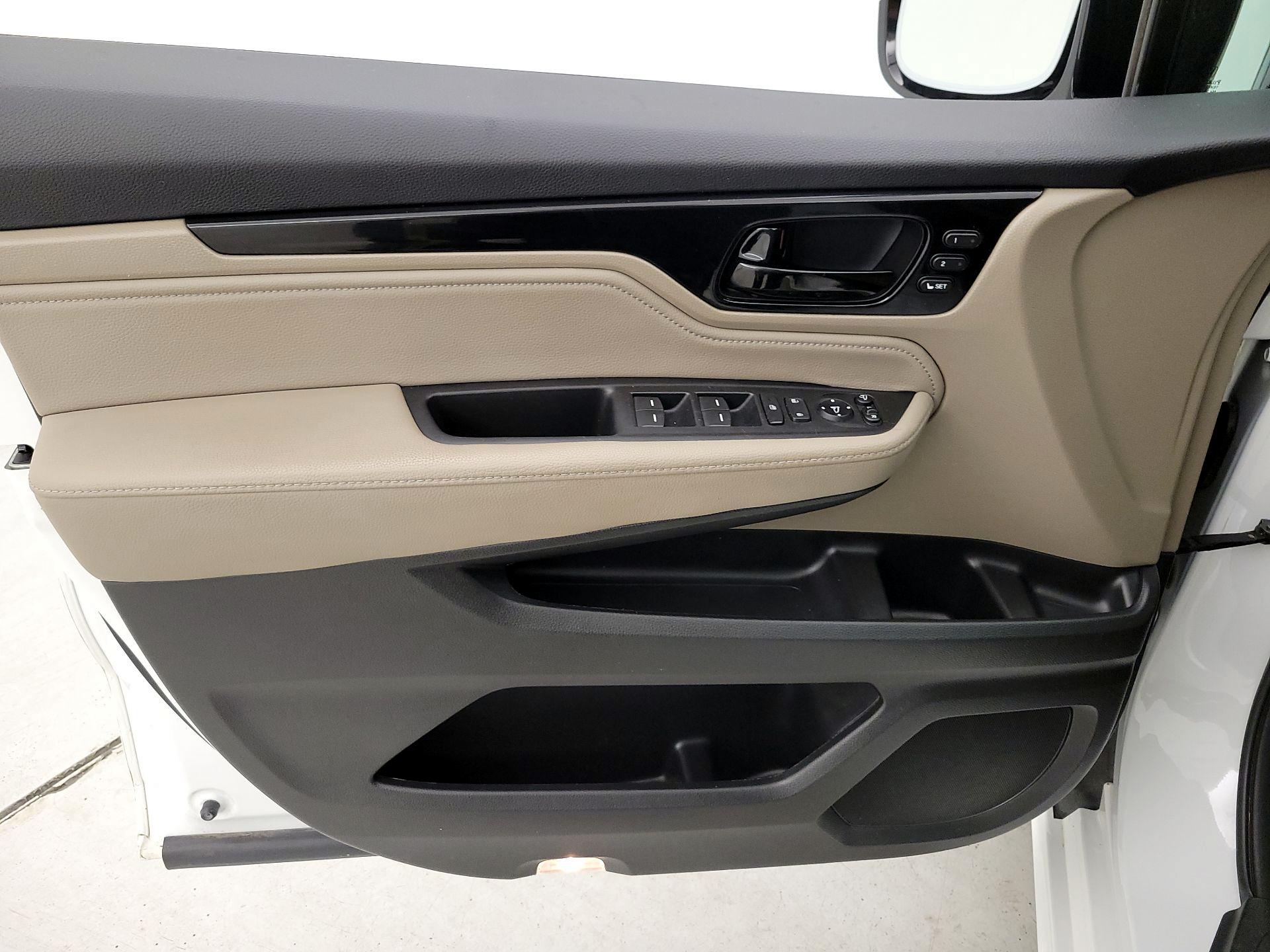 Thumbnail: 2022 Honda Odyssey - 12