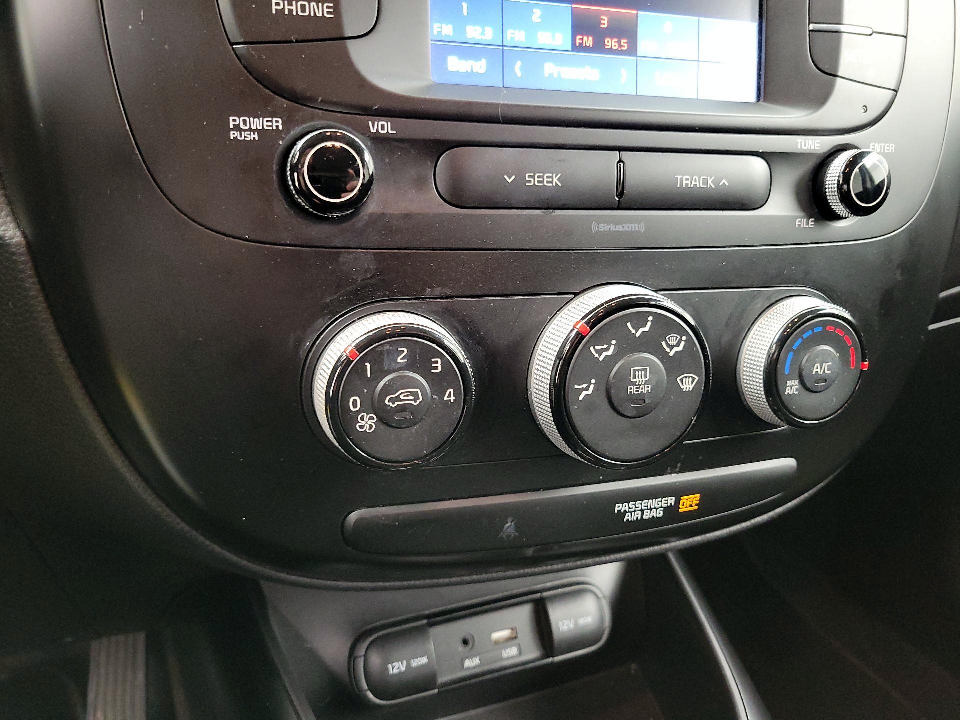 Thumbnail: 2019 Kia Soul - 16