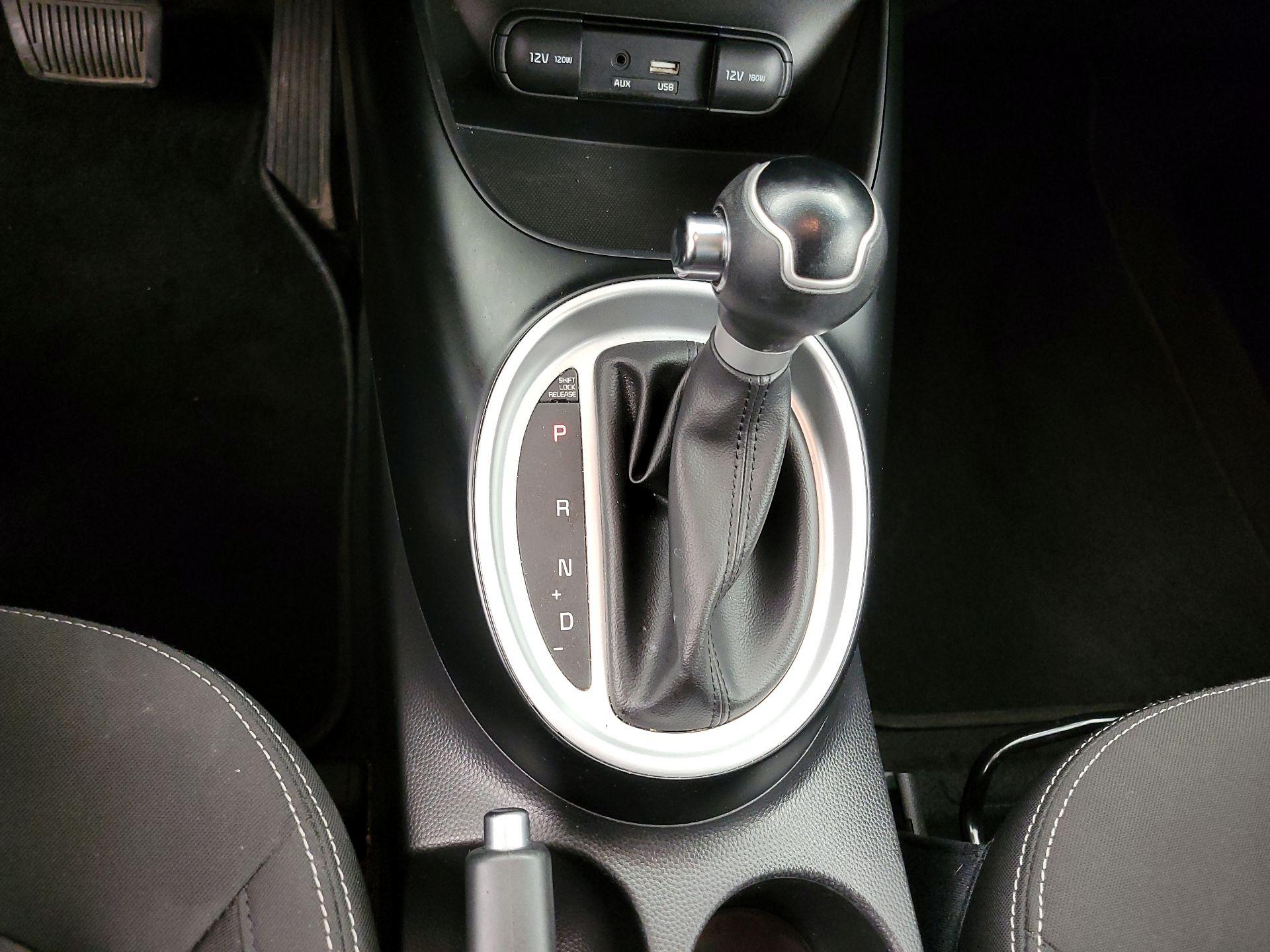 Thumbnail: 2019 Kia Soul - 17