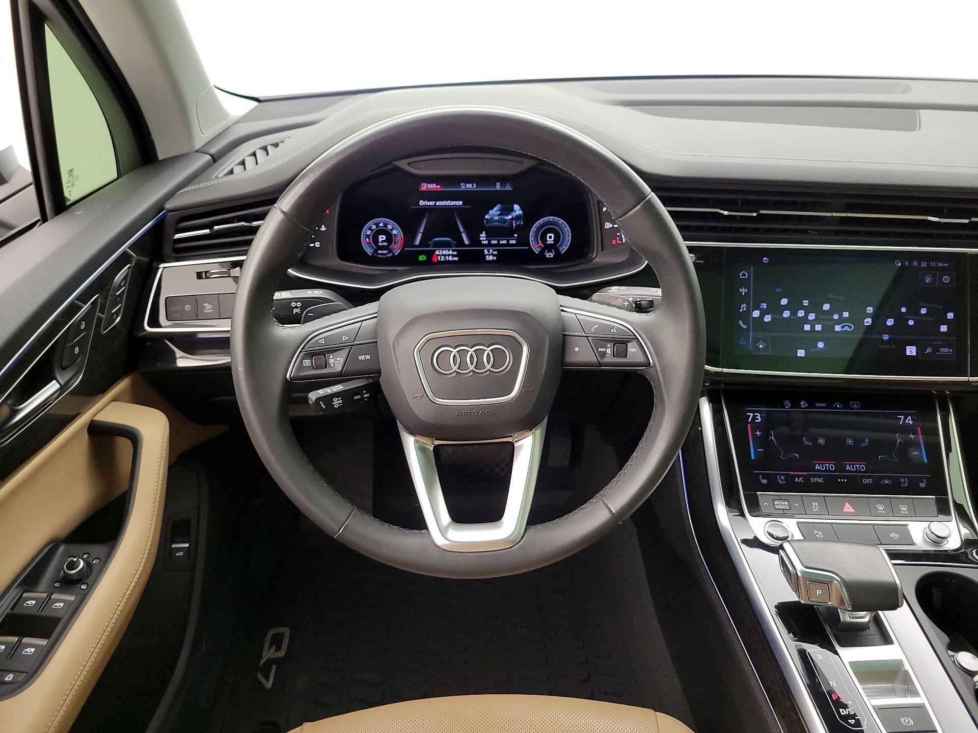 Thumbnail: 2023 Audi Q7 - 10