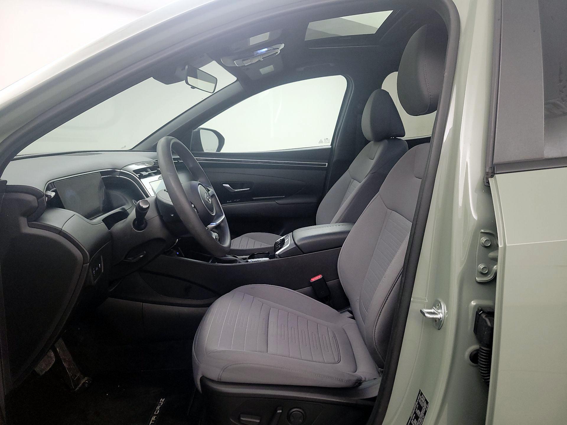 Thumbnail: 2023 Hyundai Santa Cruz - 11