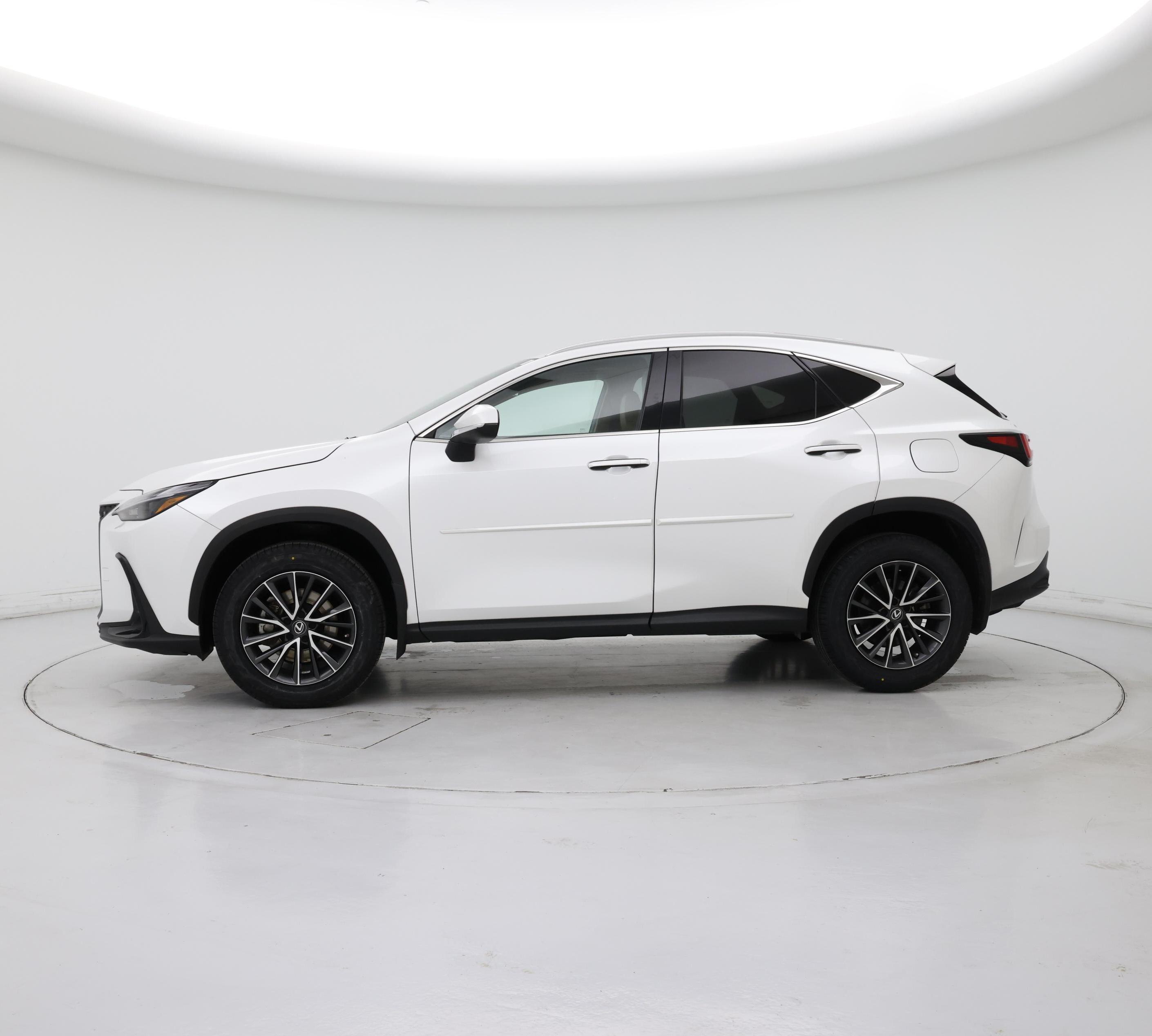 Thumbnail: 2022 Lexus NX - 3