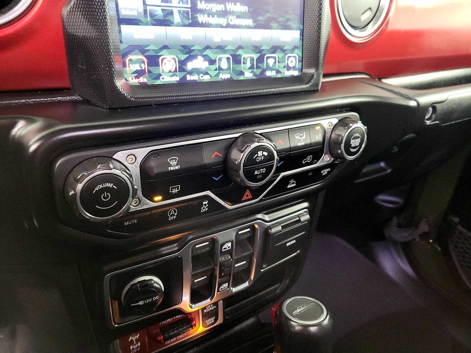 Thumbnail: 2022 Jeep Gladiator - 17