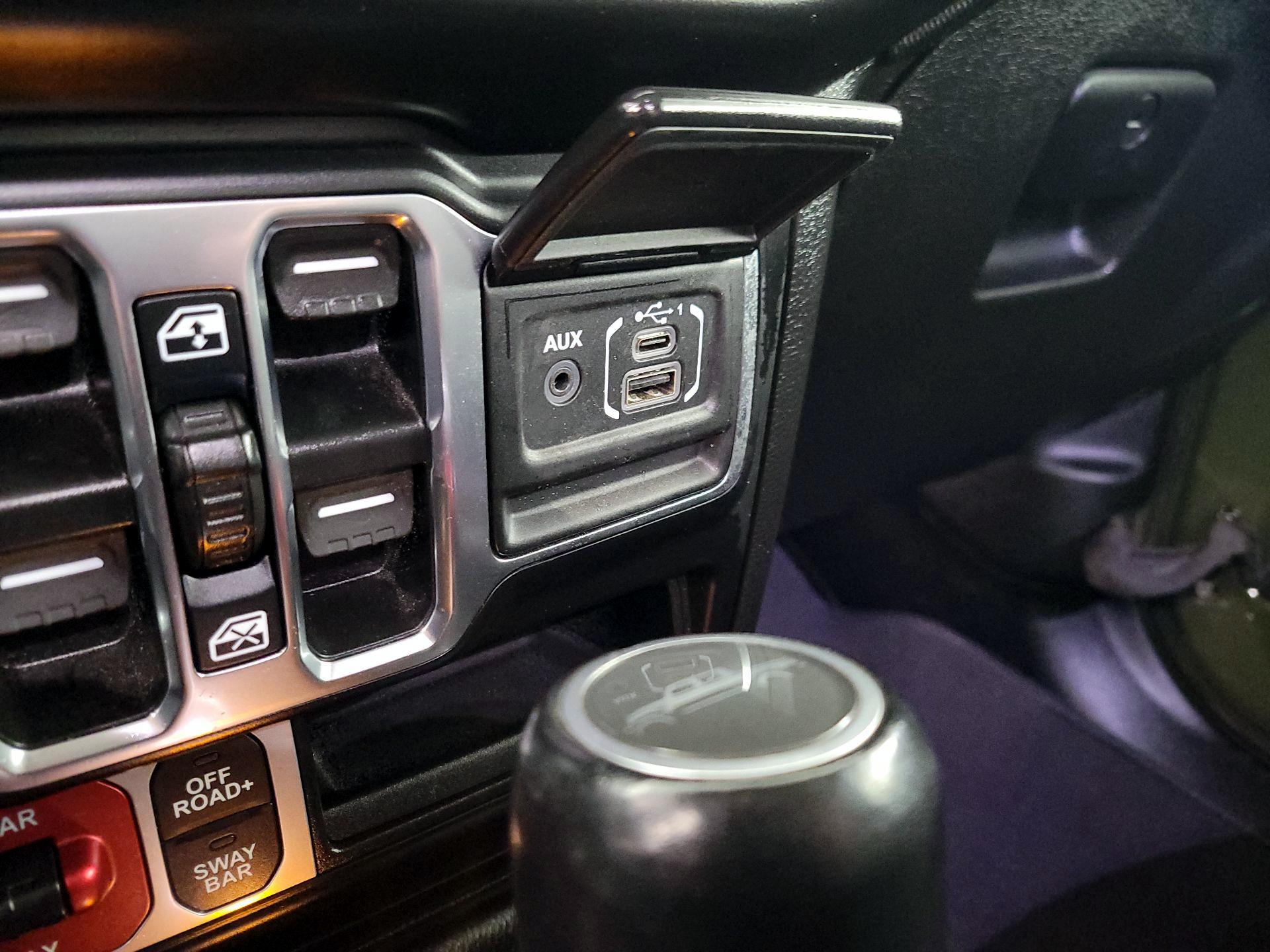 Thumbnail: 2022 Jeep Gladiator - 19